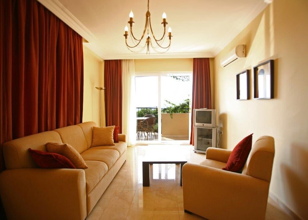 Gold City Hotel