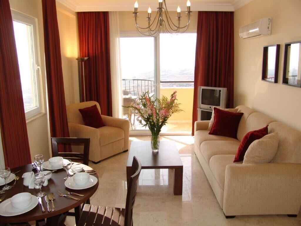 Gold City Hotel