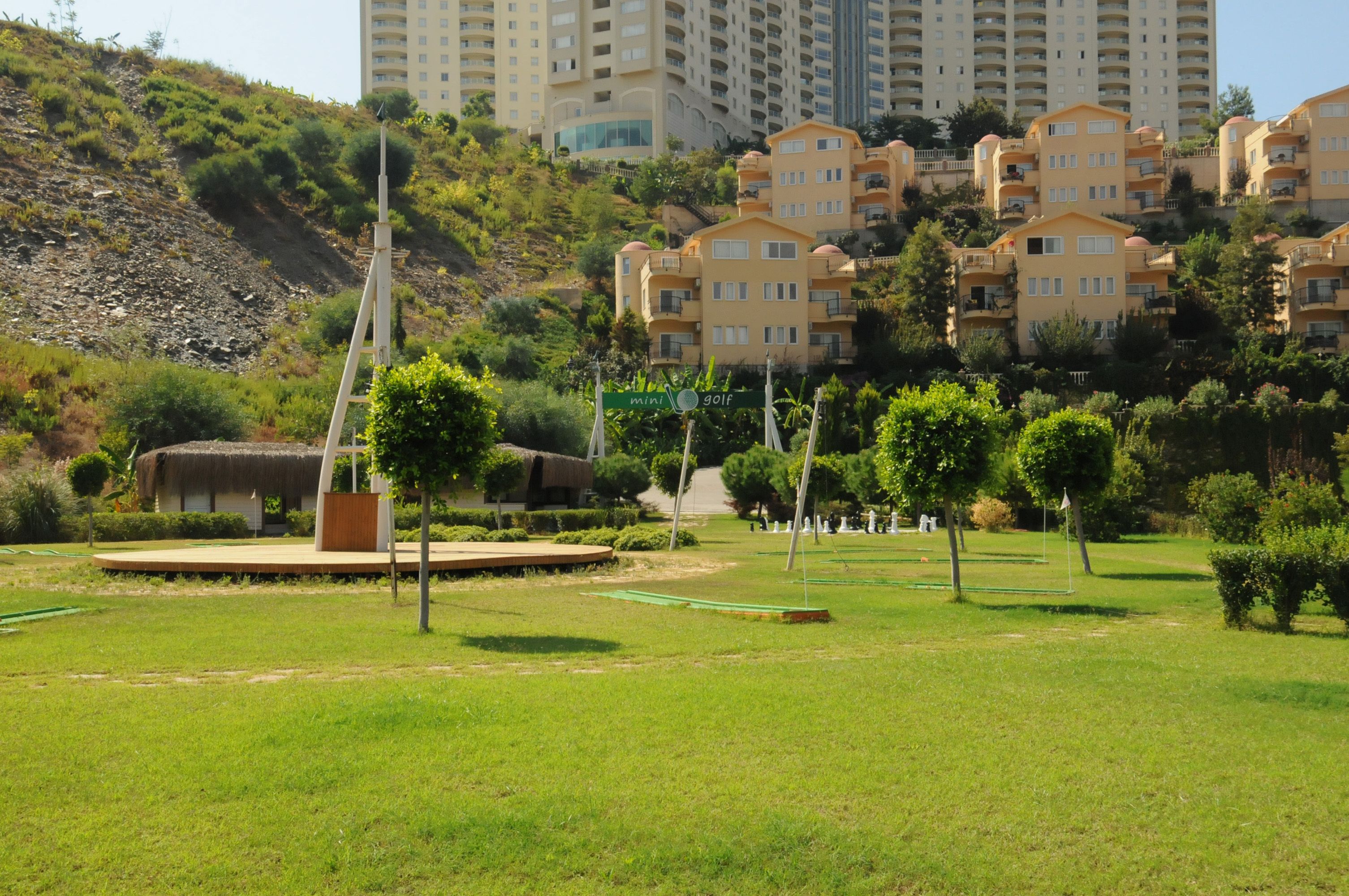 Gold City Hotel