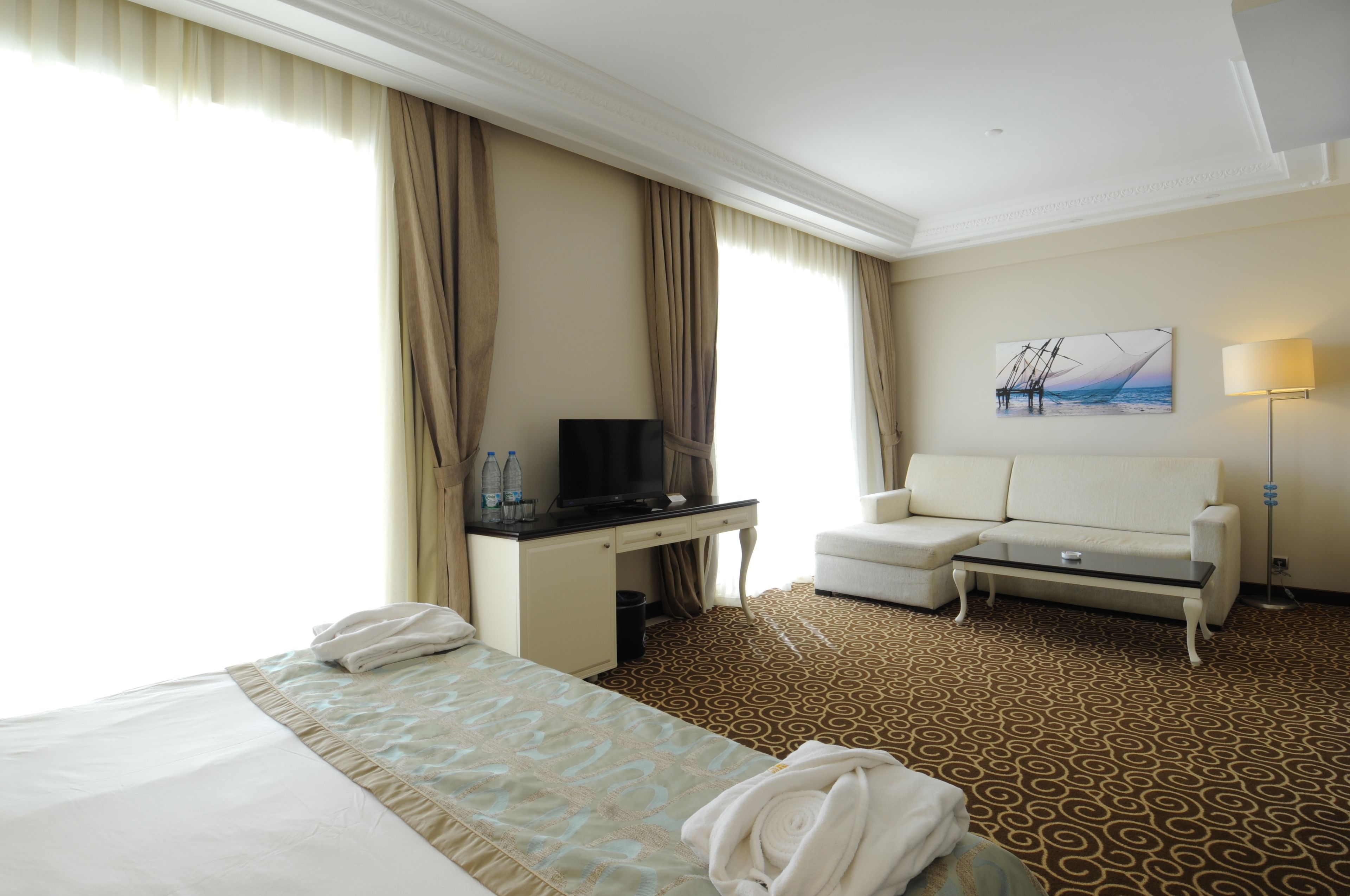 Gold City Hotel