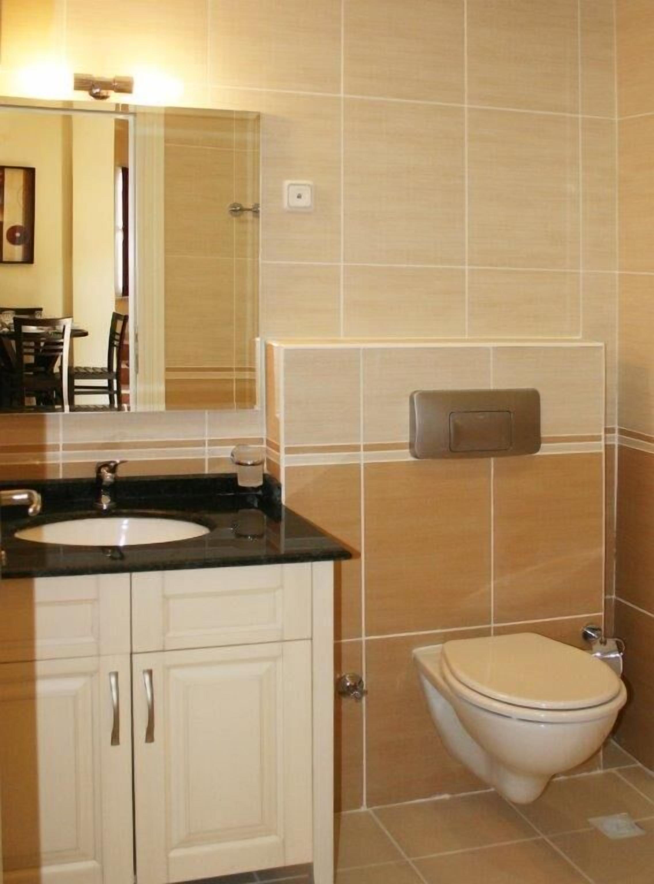 Gold City Hotel