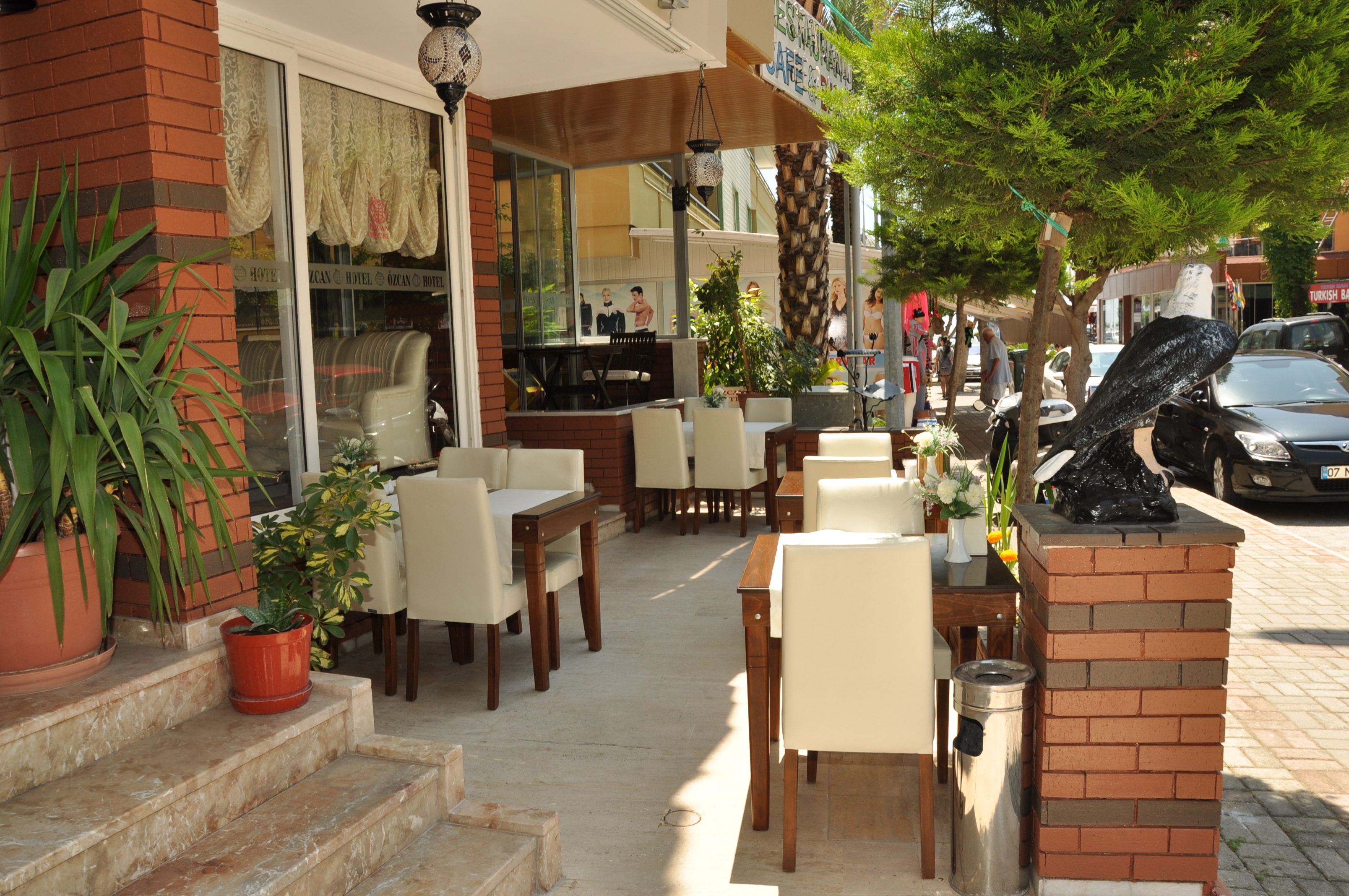 Miss Cleopatra Hotel