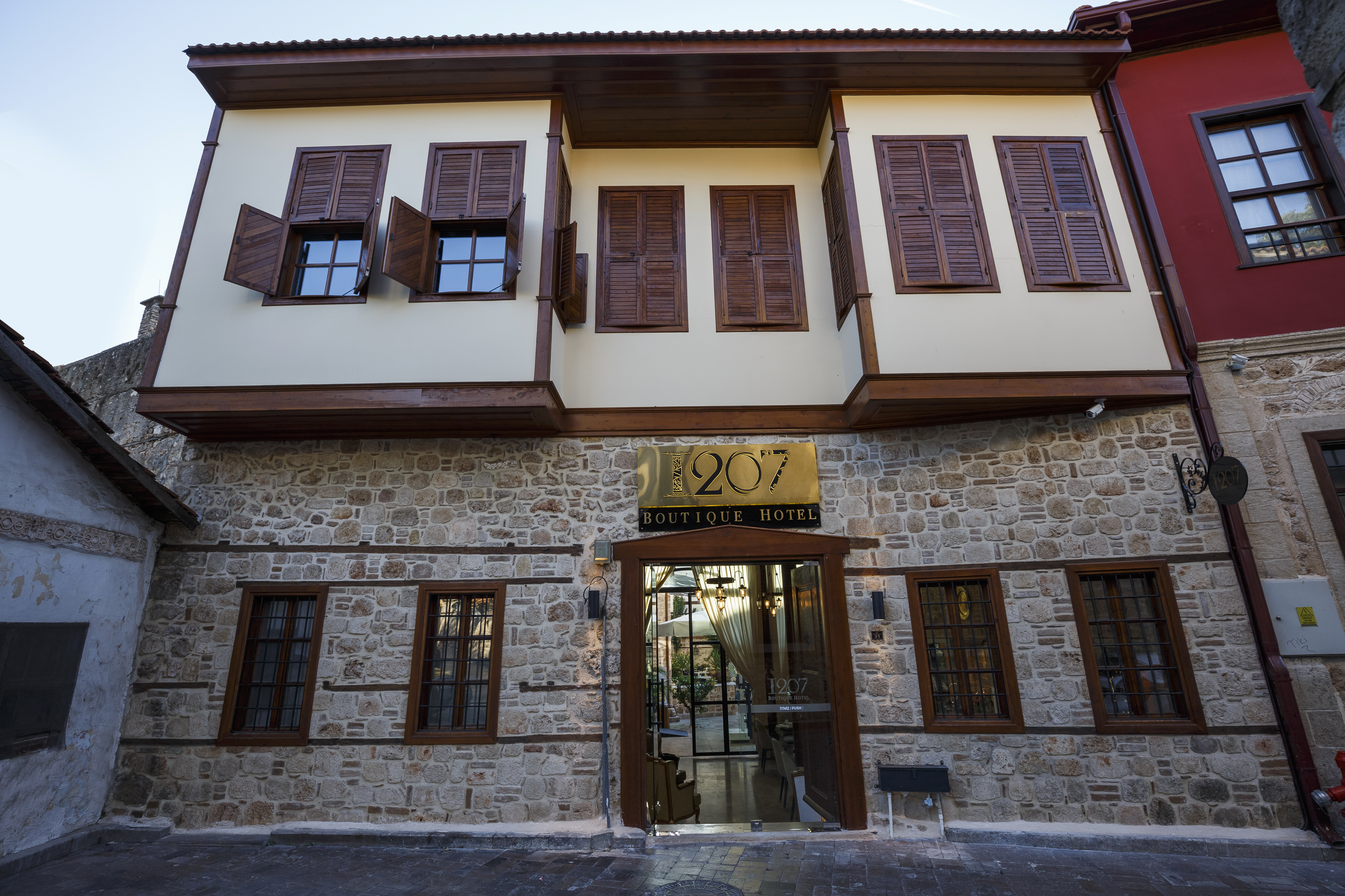 Hotel 1207 Special Class