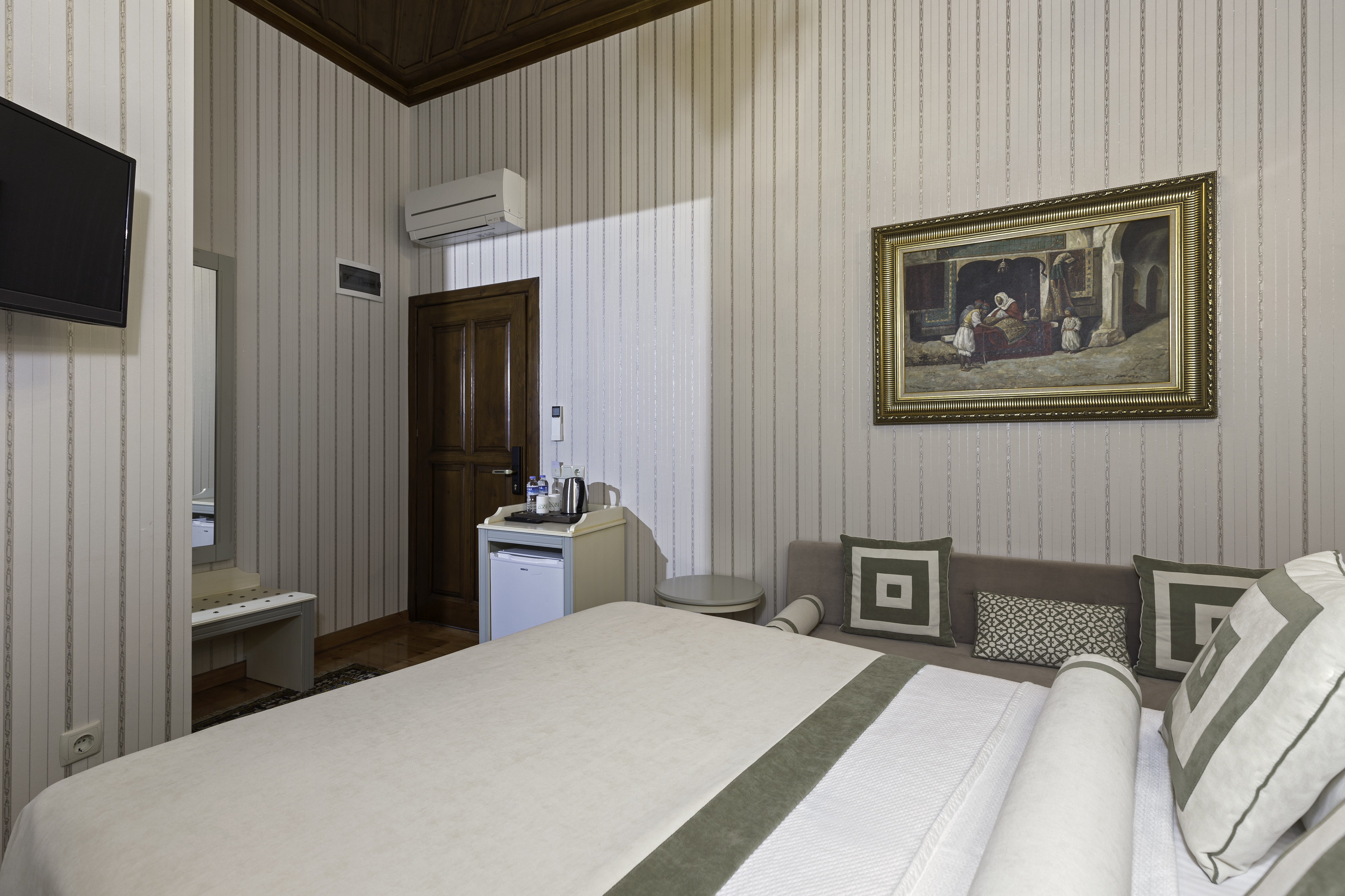 Hotel 1207 Special Class