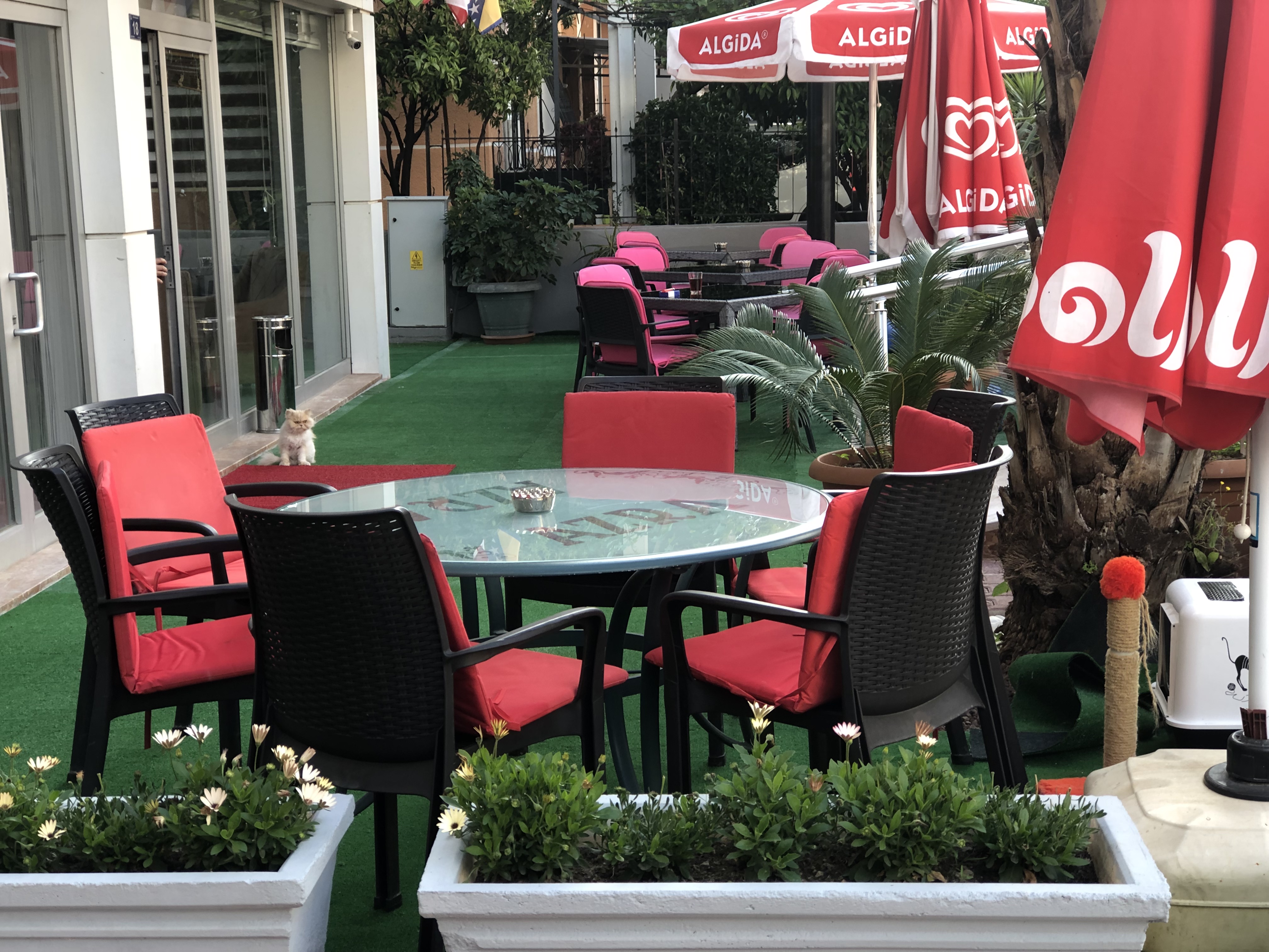 Ahsen Hotel