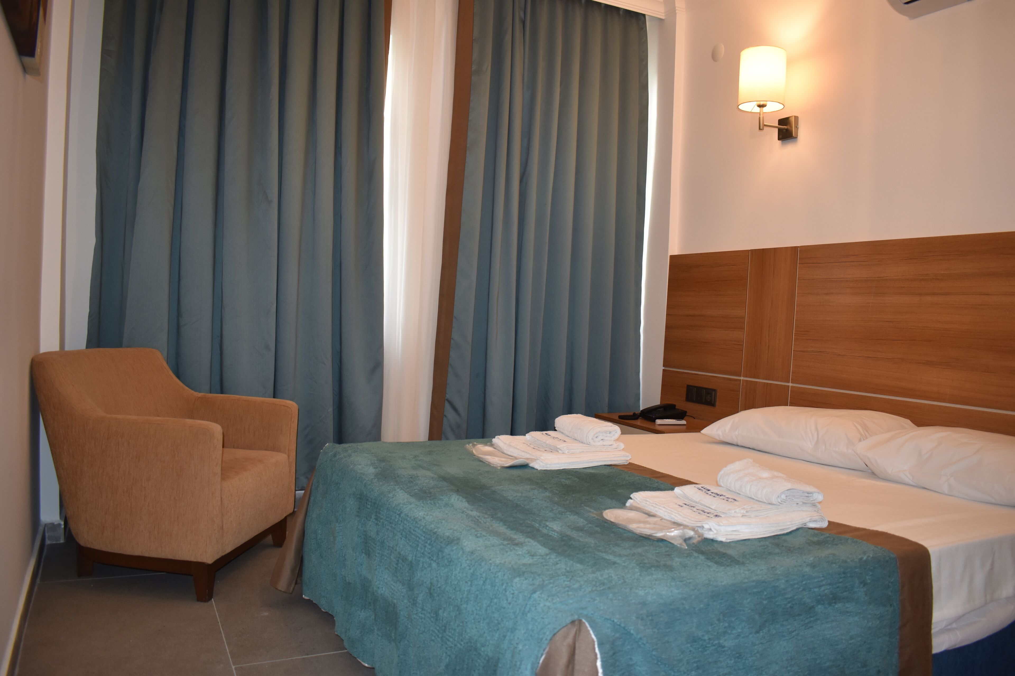 Akin Apart And Hotel
