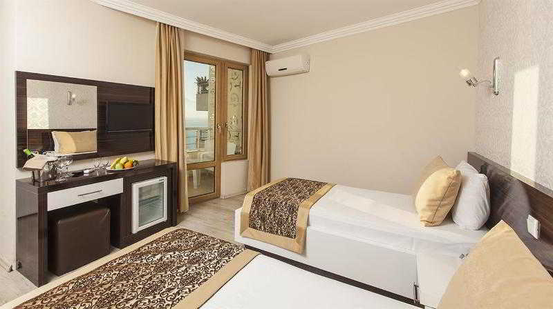 Golda Hotel