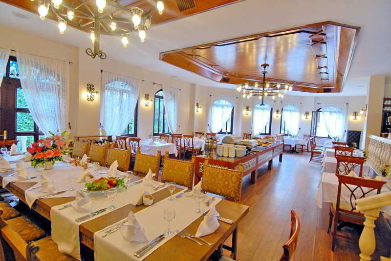 Aspen Hotel