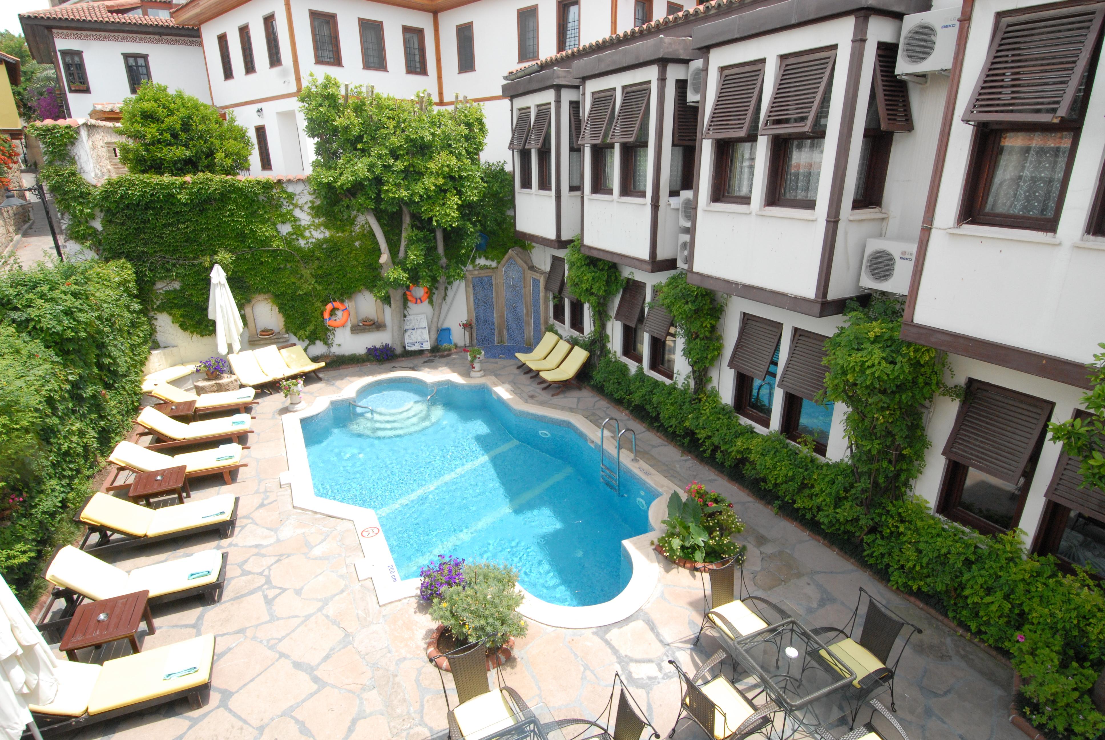 Aspen Hotel
