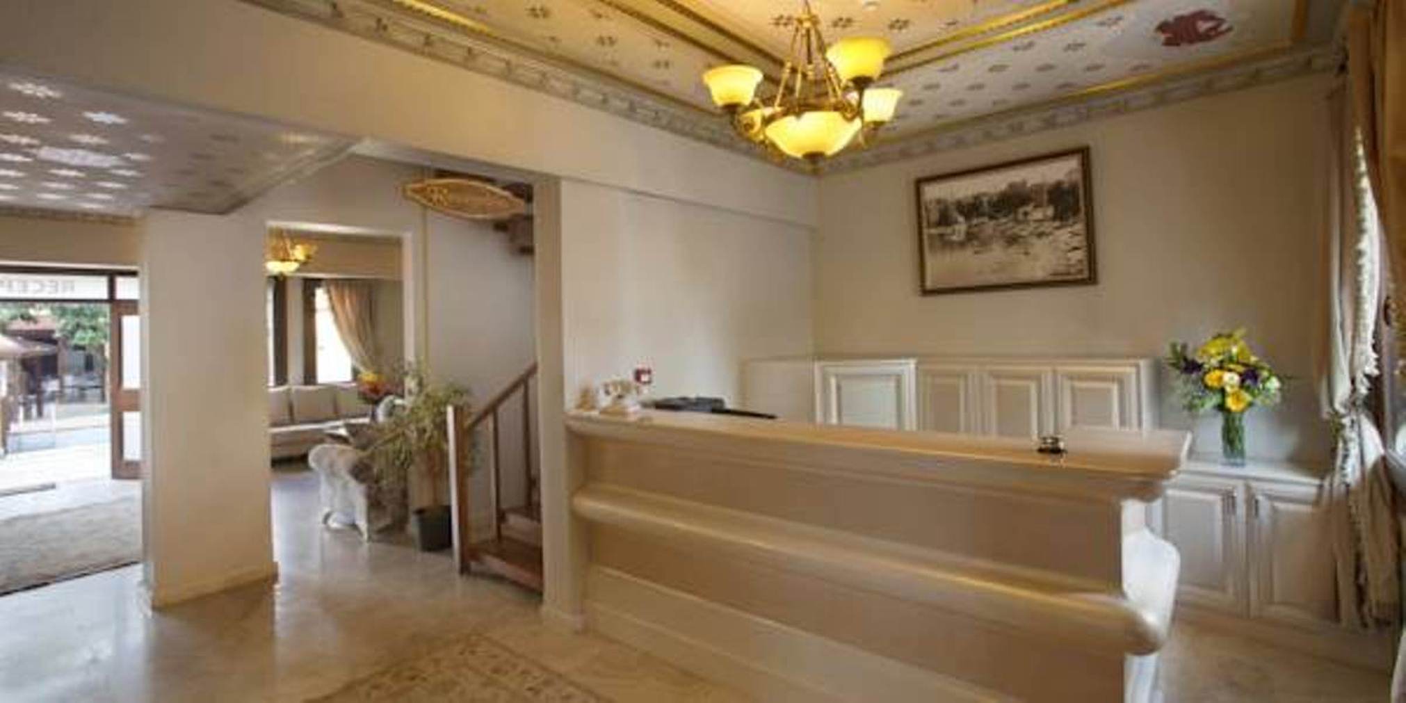 Castle Old Town Hotel