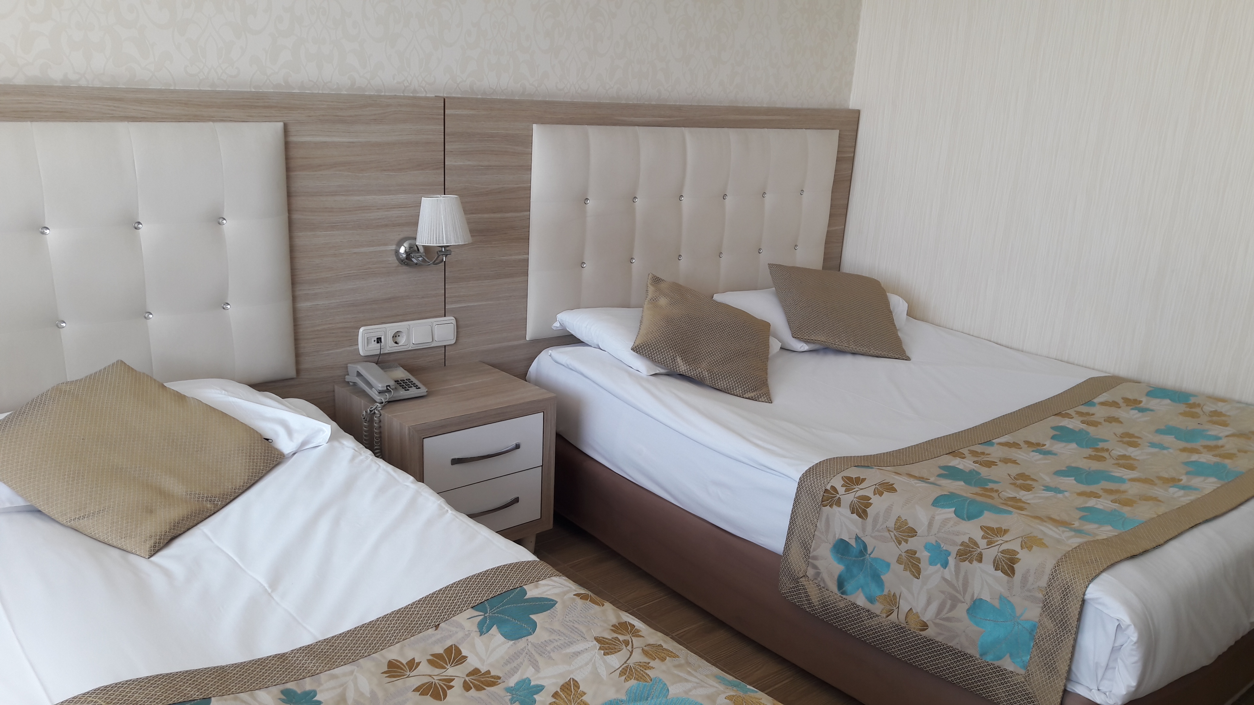 Cender Hotel