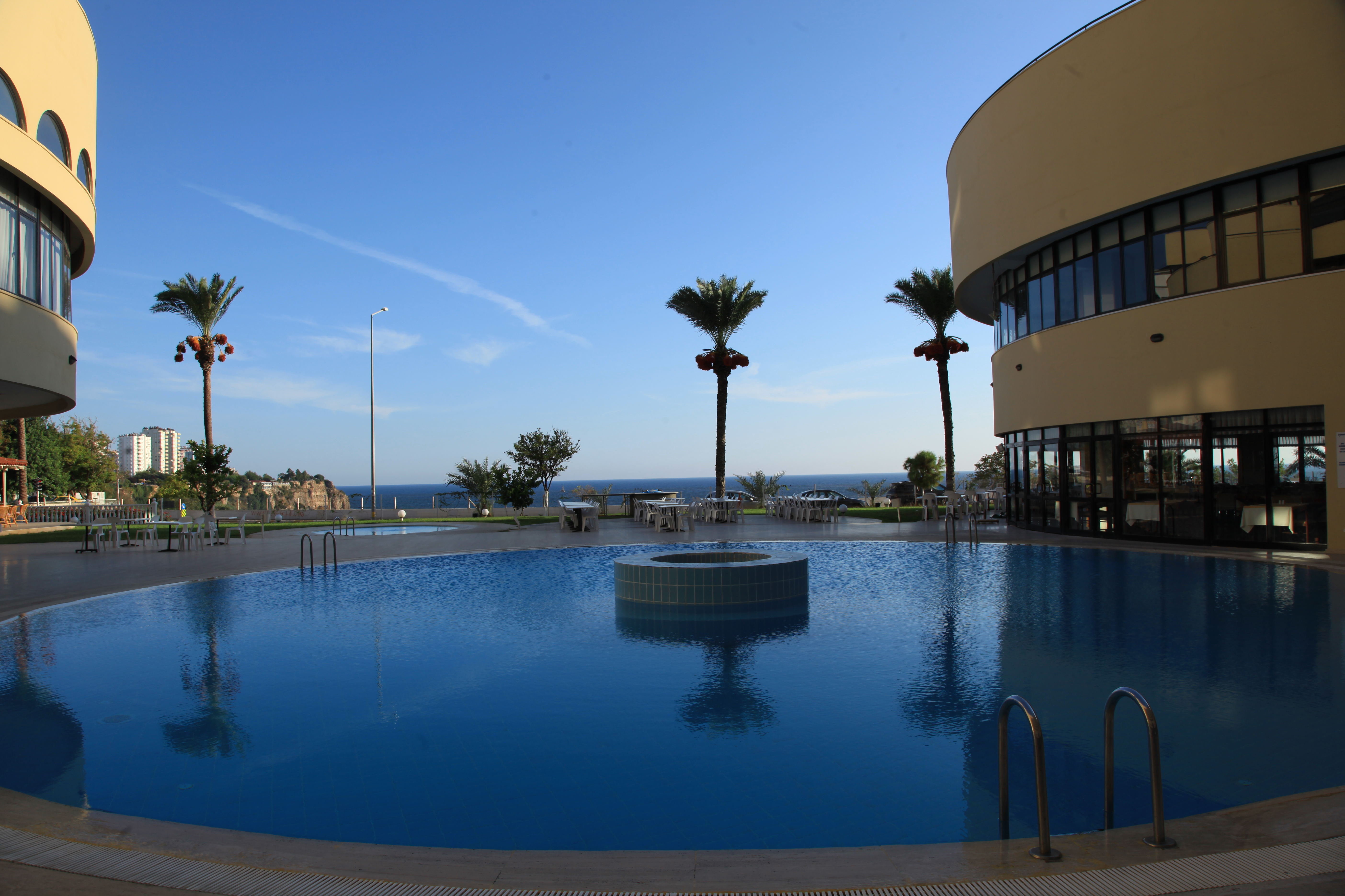 Cender Hotel