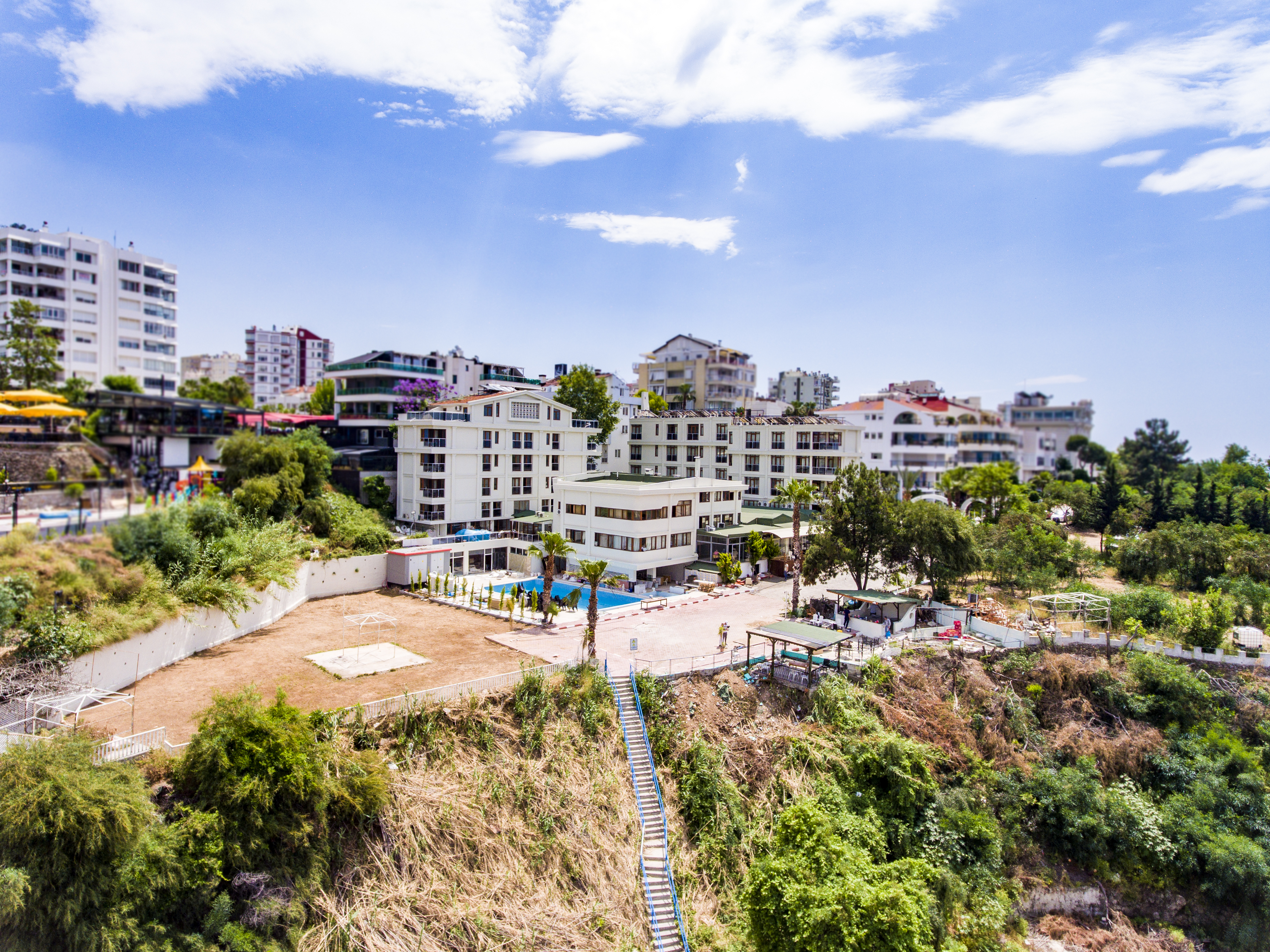 Qinn Hotels