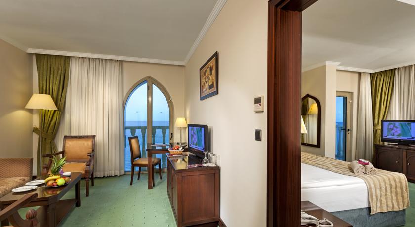 Crowne Plaza Antalya