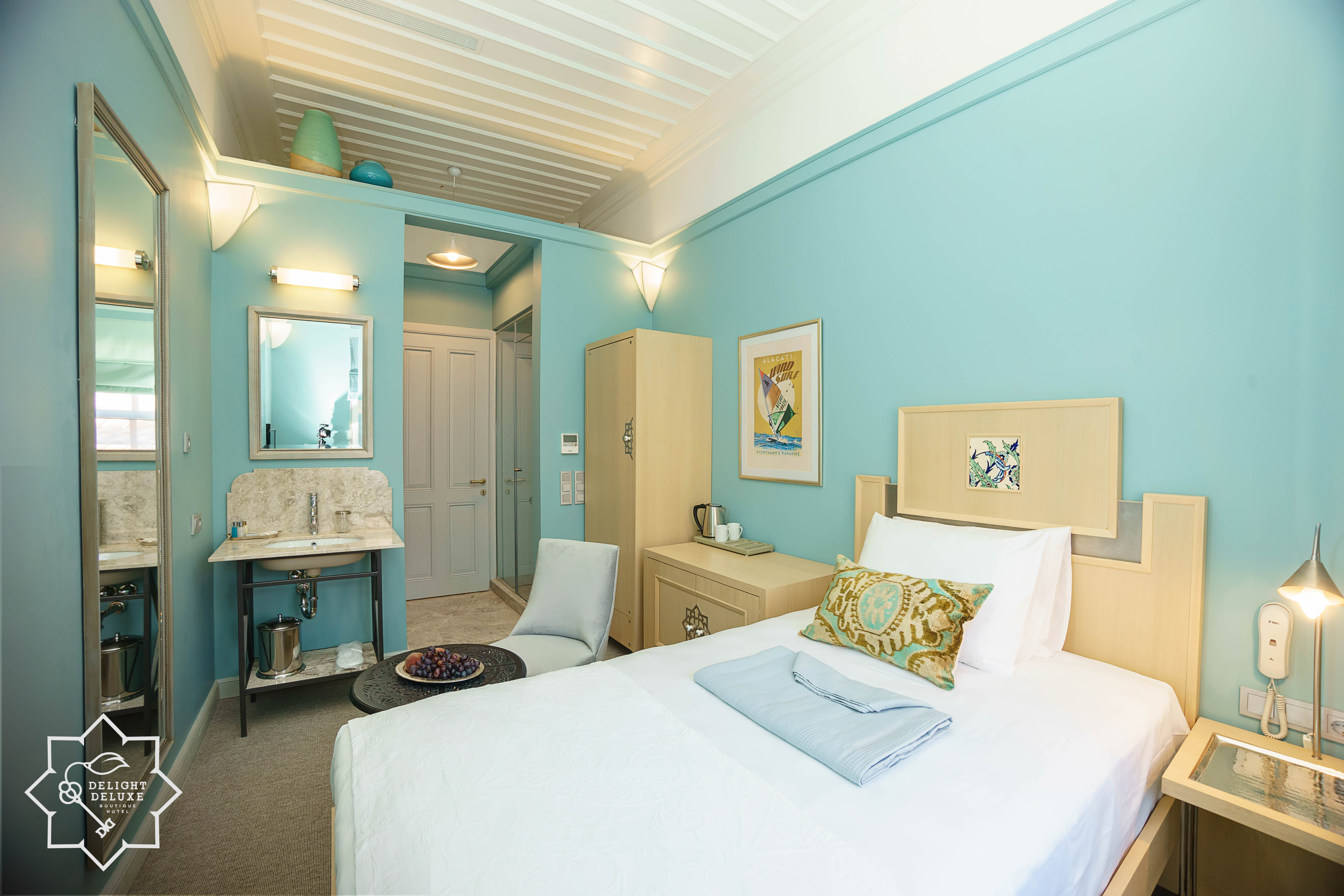 Delight Deluxe Boutique Hotel