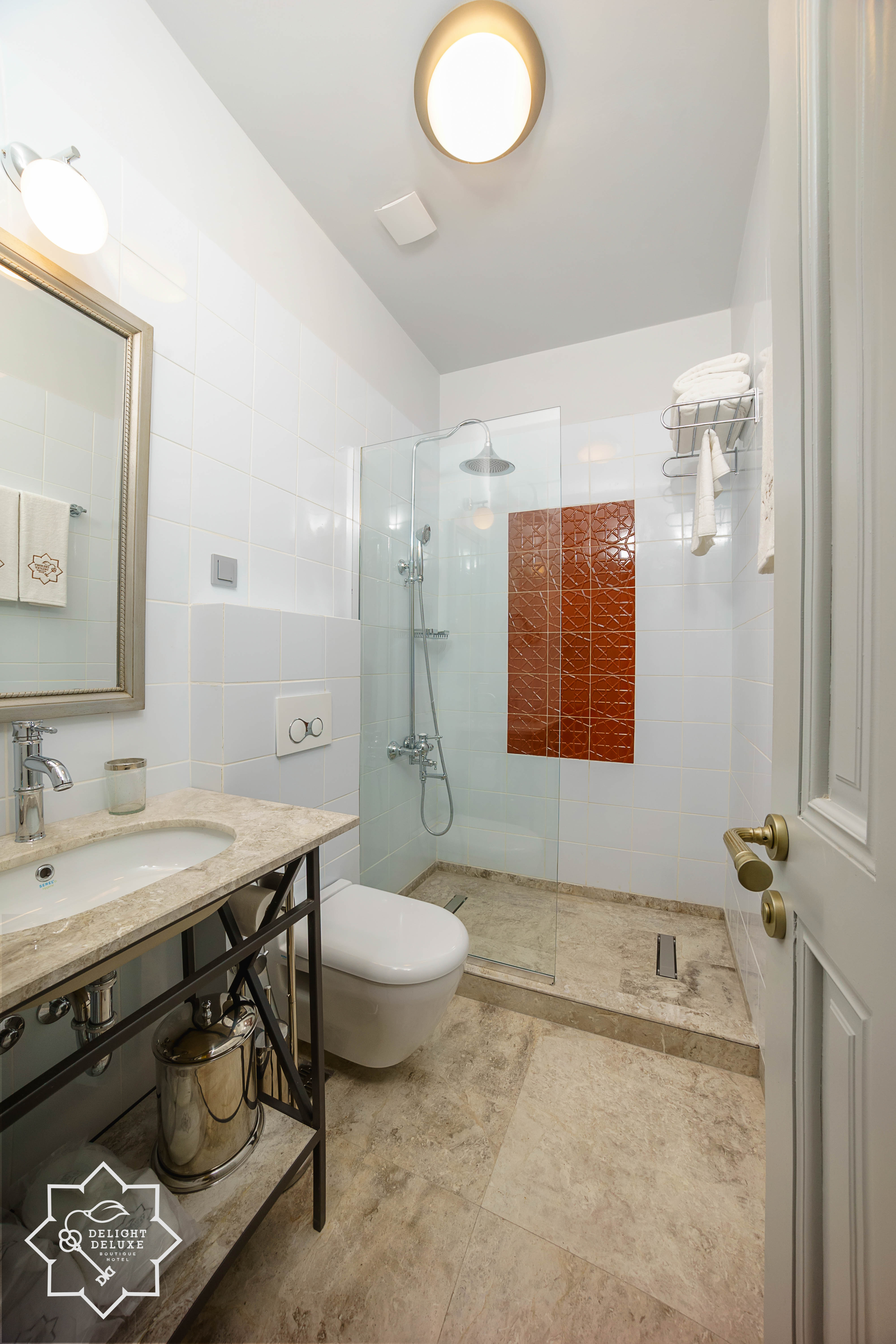 Delight Deluxe Boutique Hotel