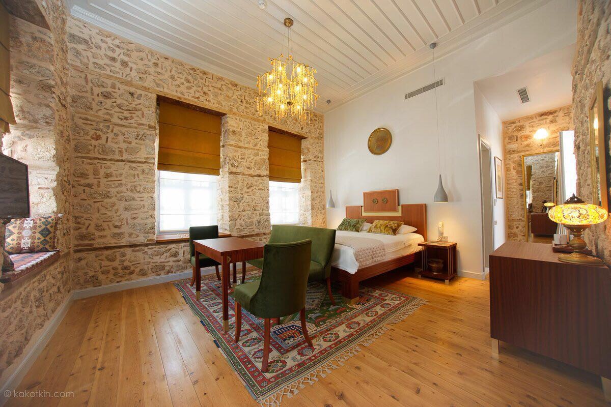 Delight Deluxe Boutique Hotel