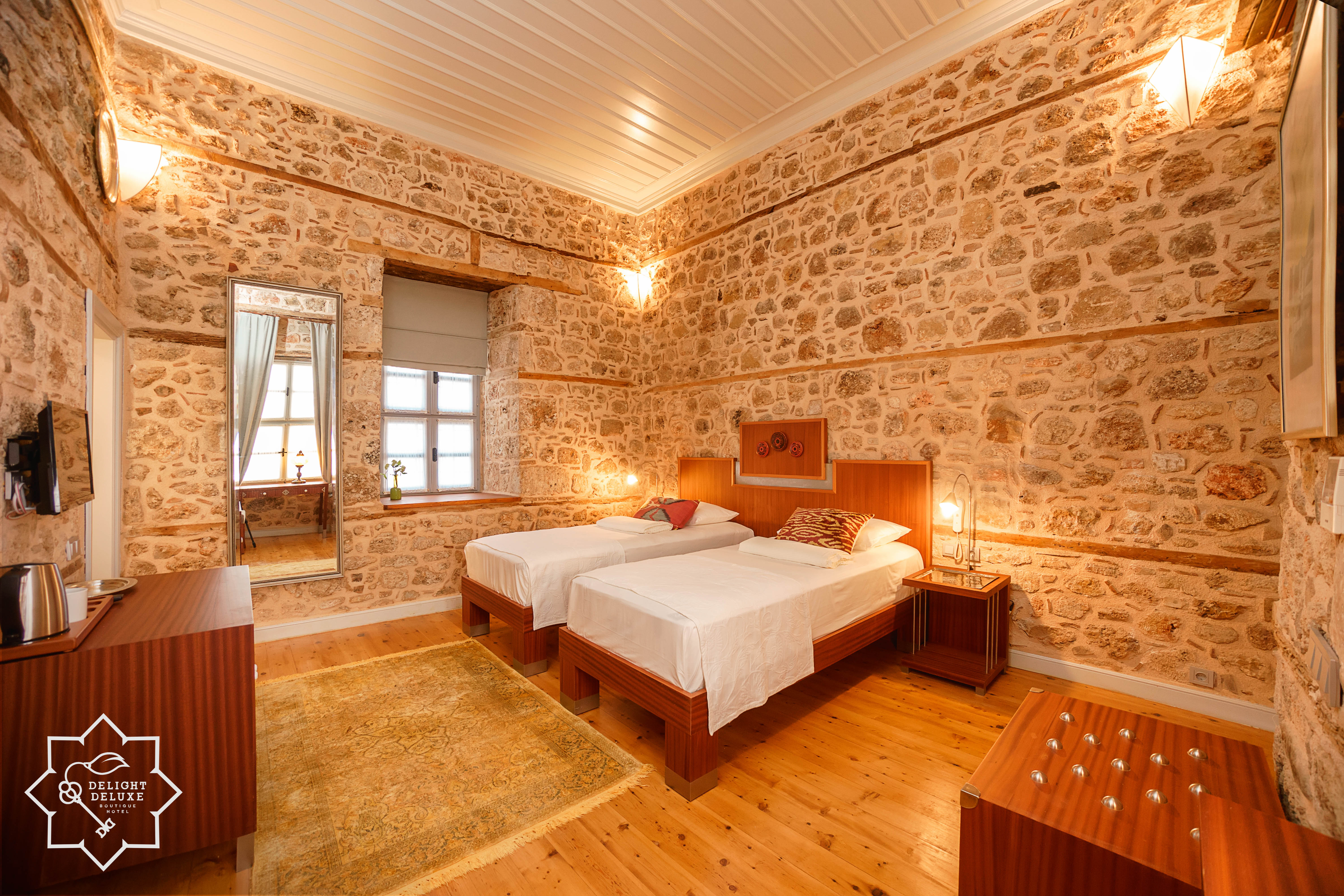 Delight Deluxe Boutique Hotel