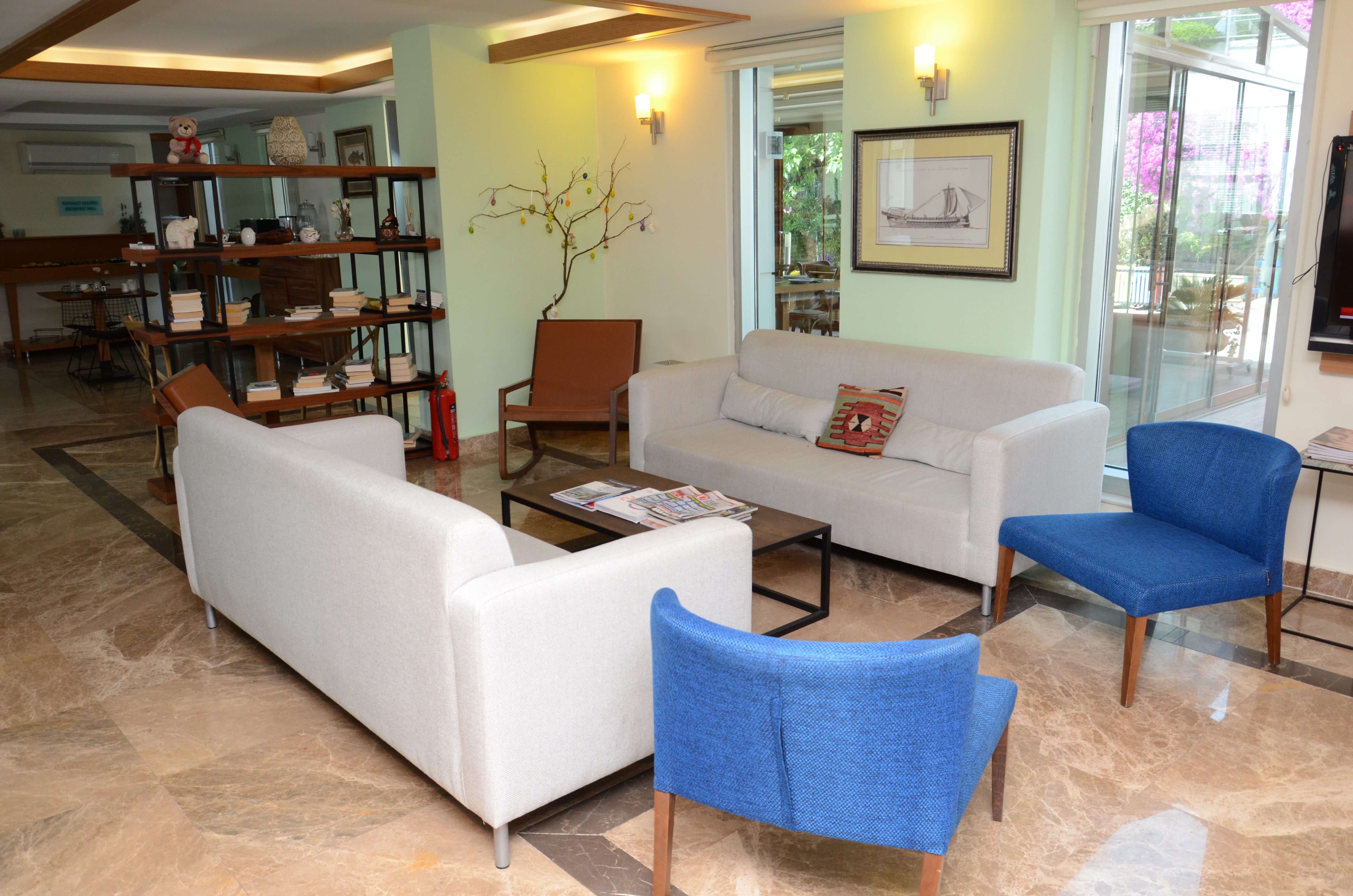 Regna Hotel