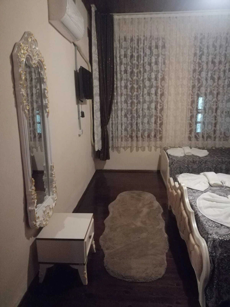 Lily Town Boutique Hotel