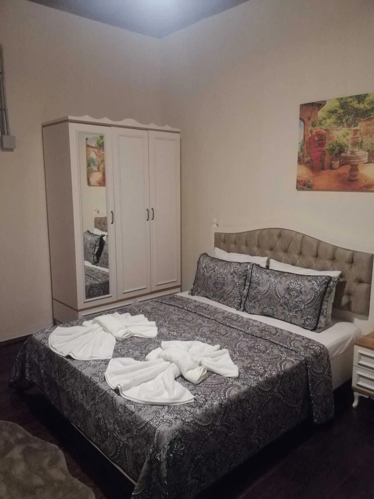 Lily Town Boutique Hotel