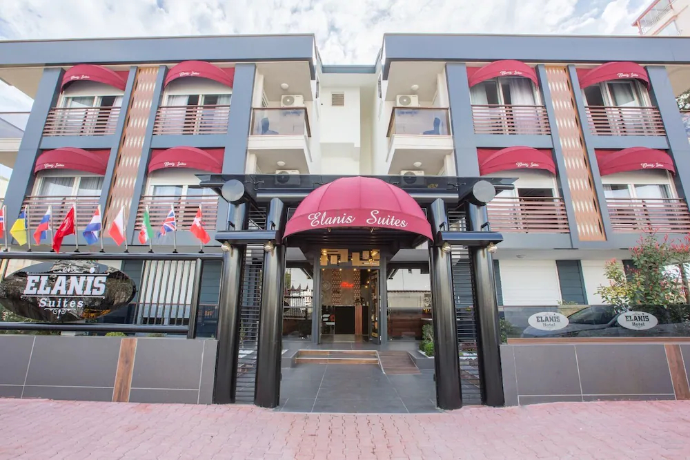 Elanis Suites