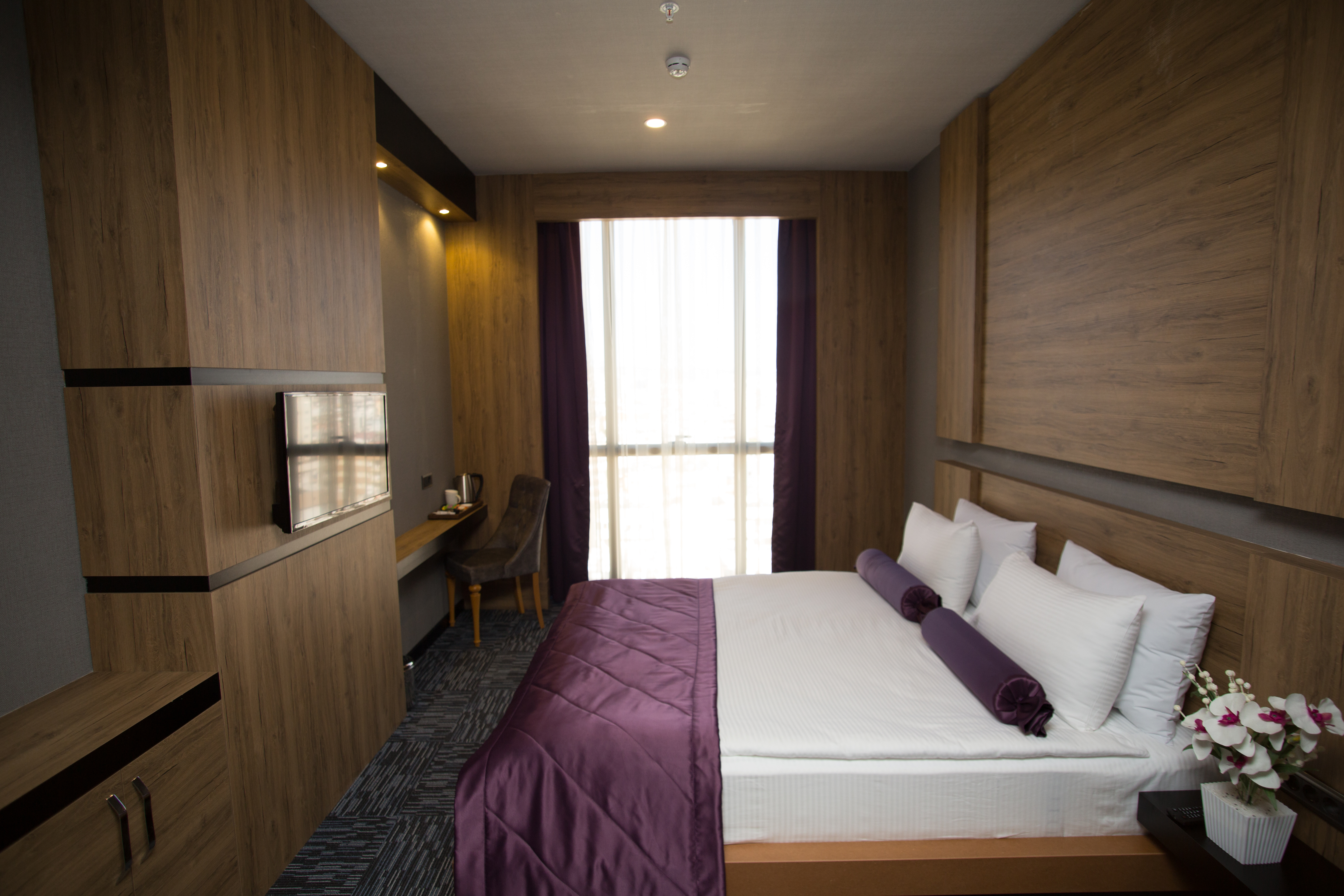 SKY Business Hotel