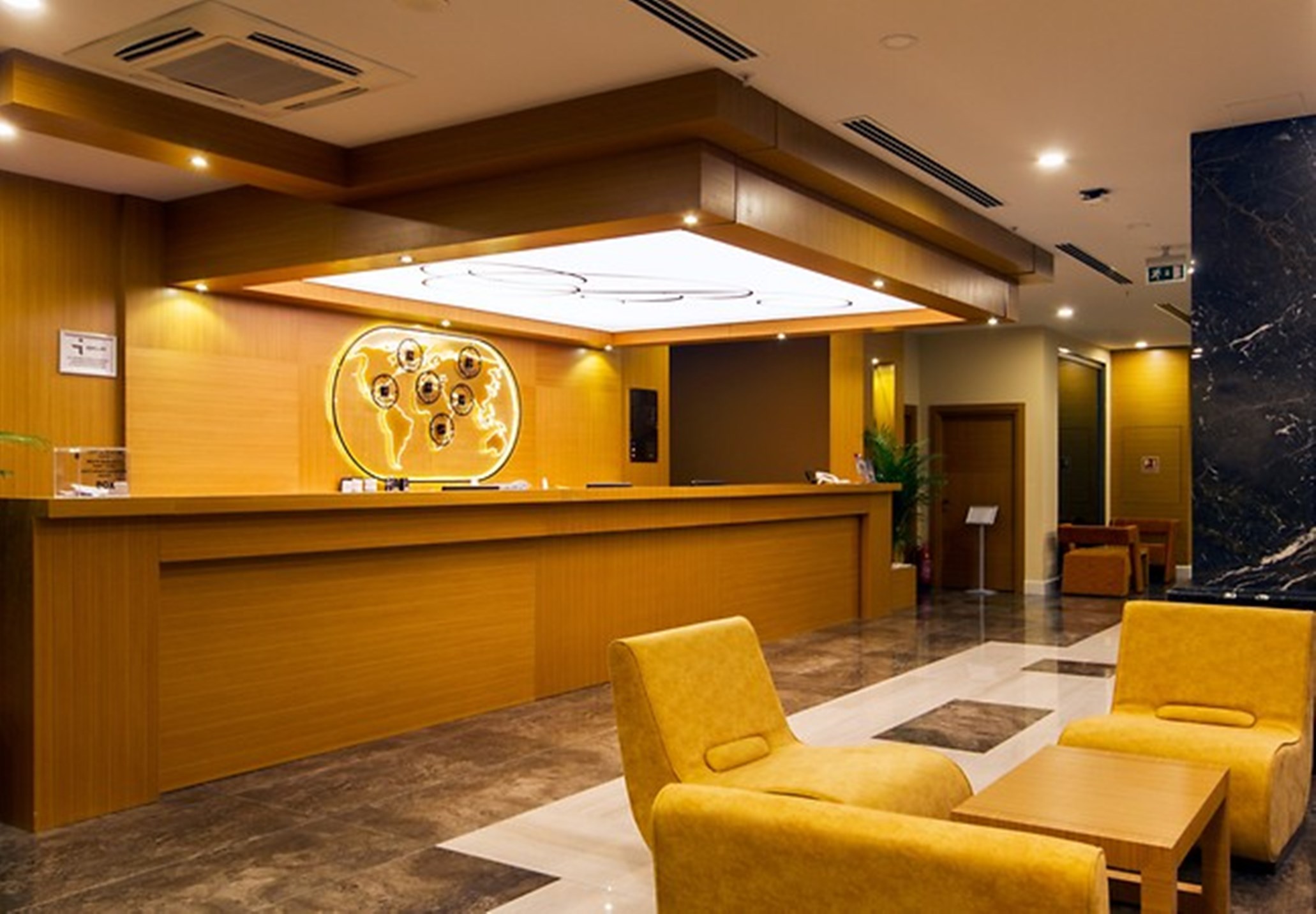 SKY Business Hotel