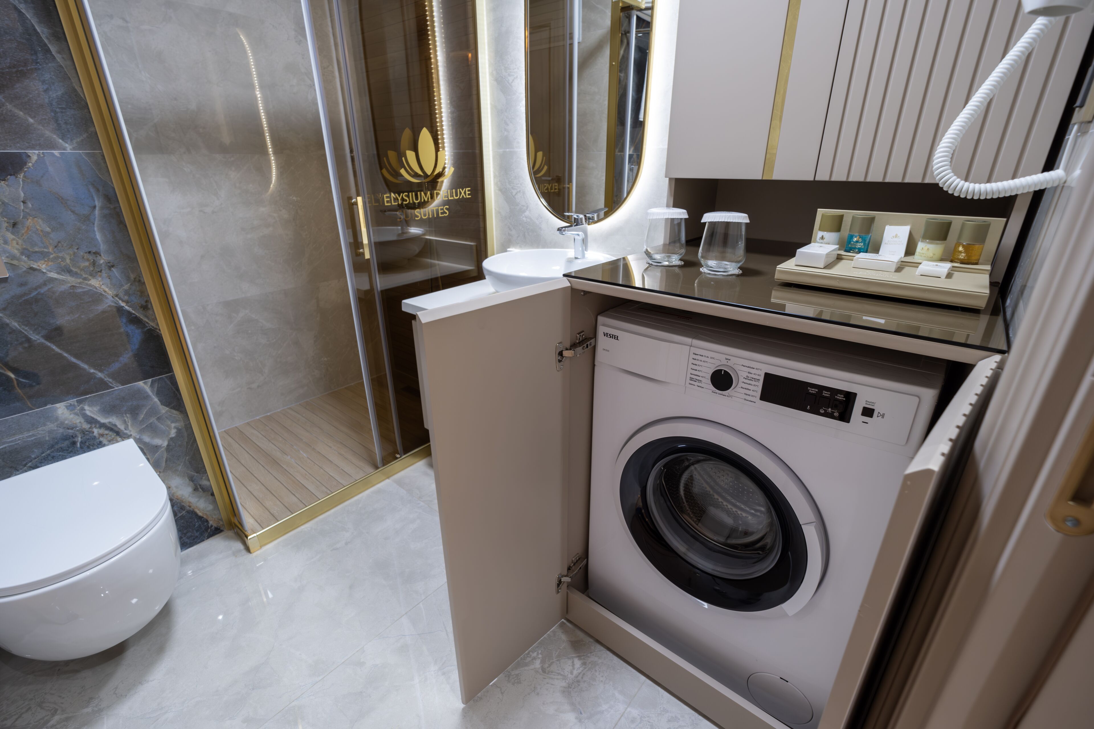 Elysium Deluxe Suites