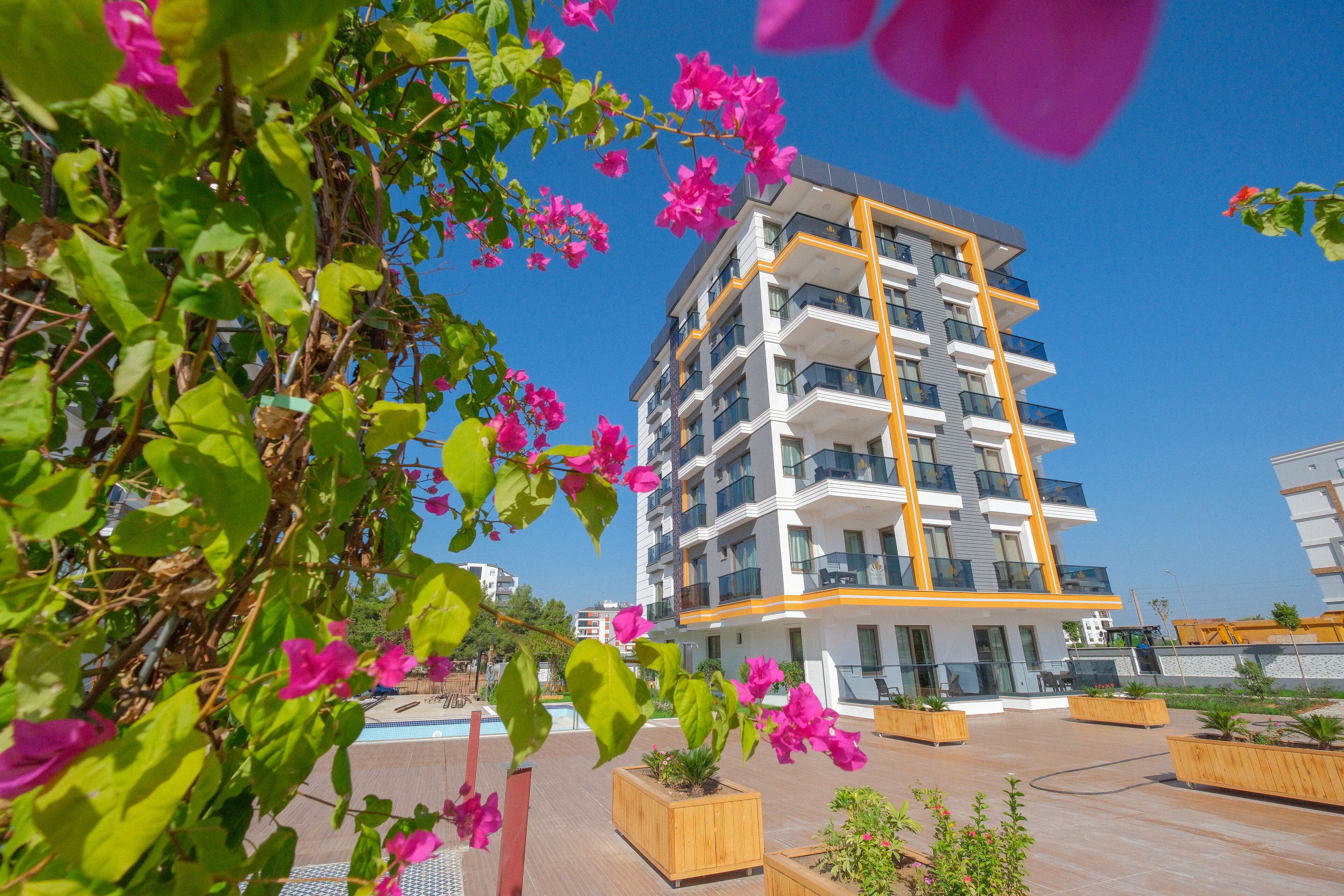 Elysium Deluxe Suites