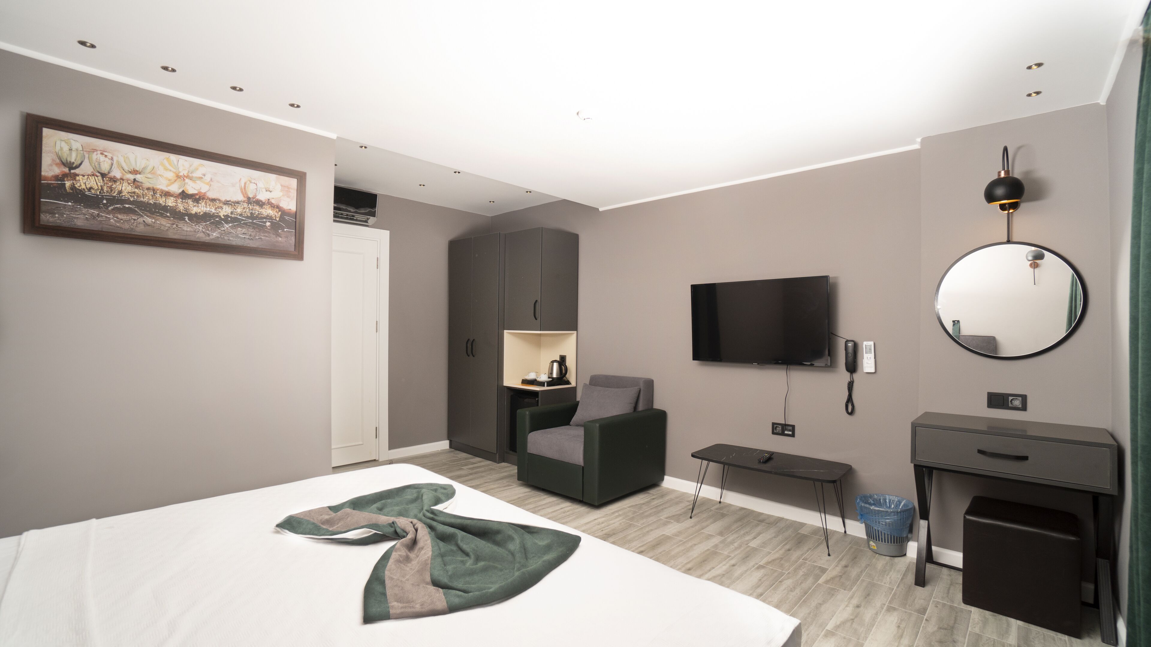 Estera Hotel
