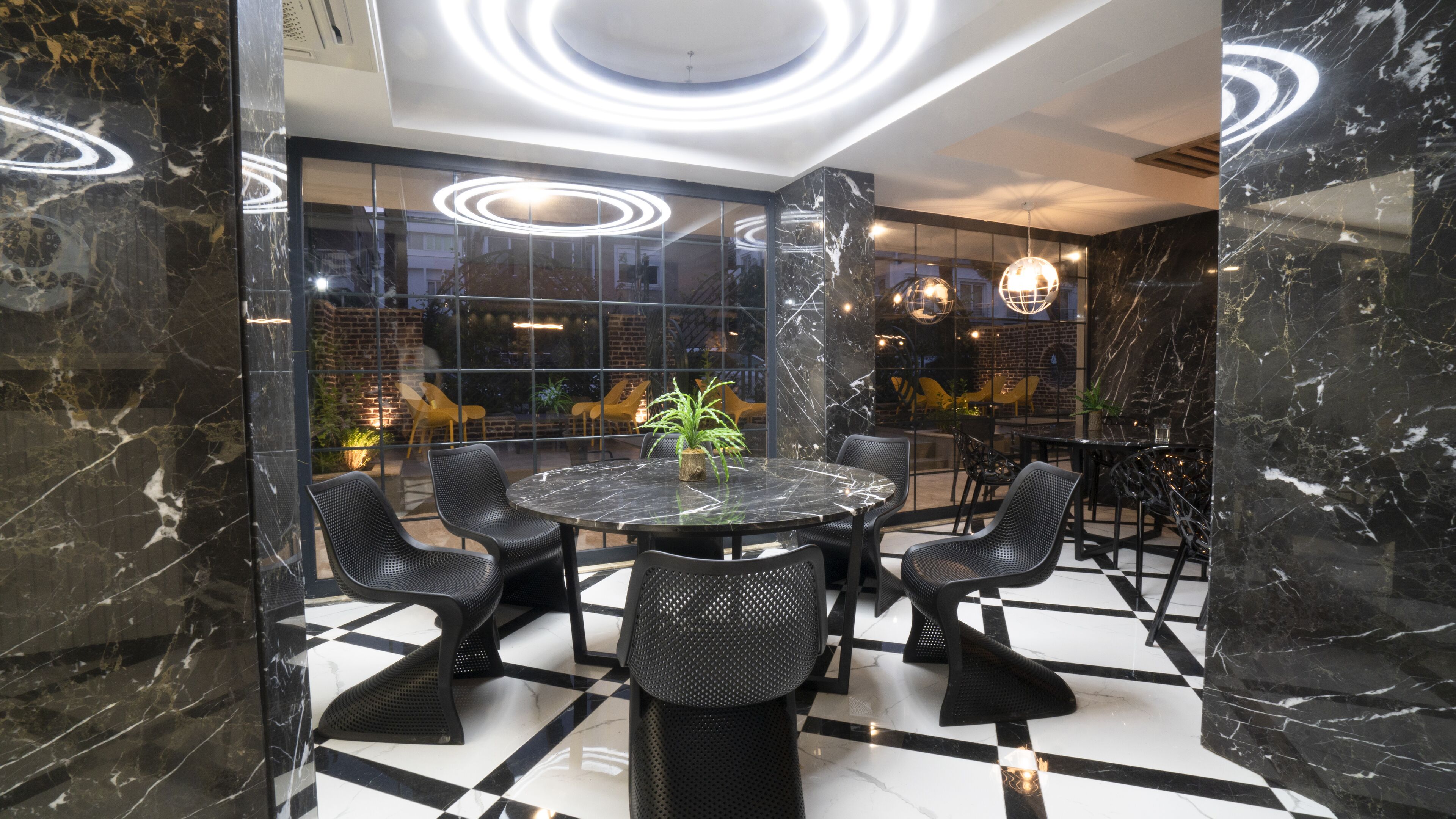 Estera Hotel
