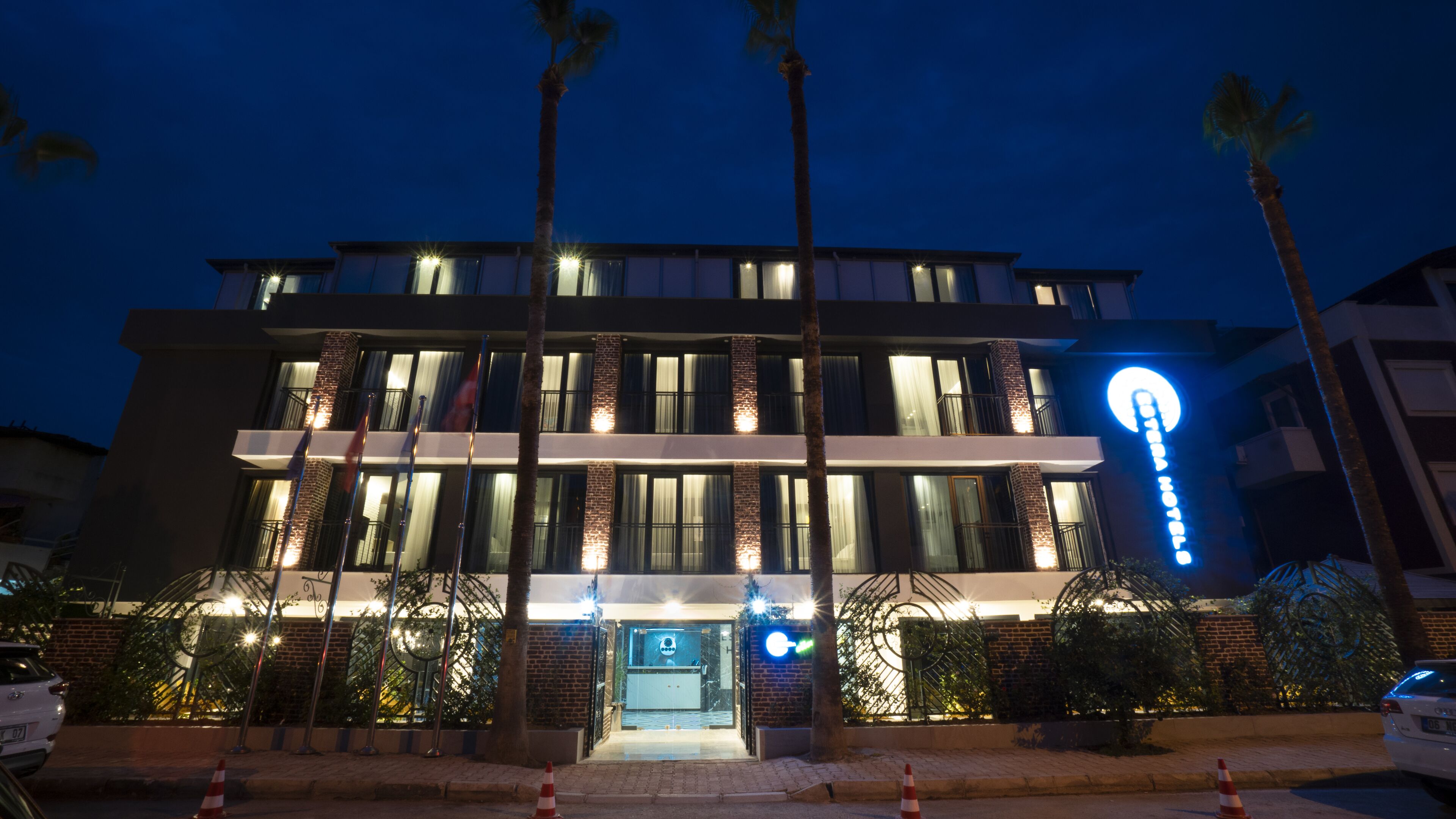 Estera Hotel