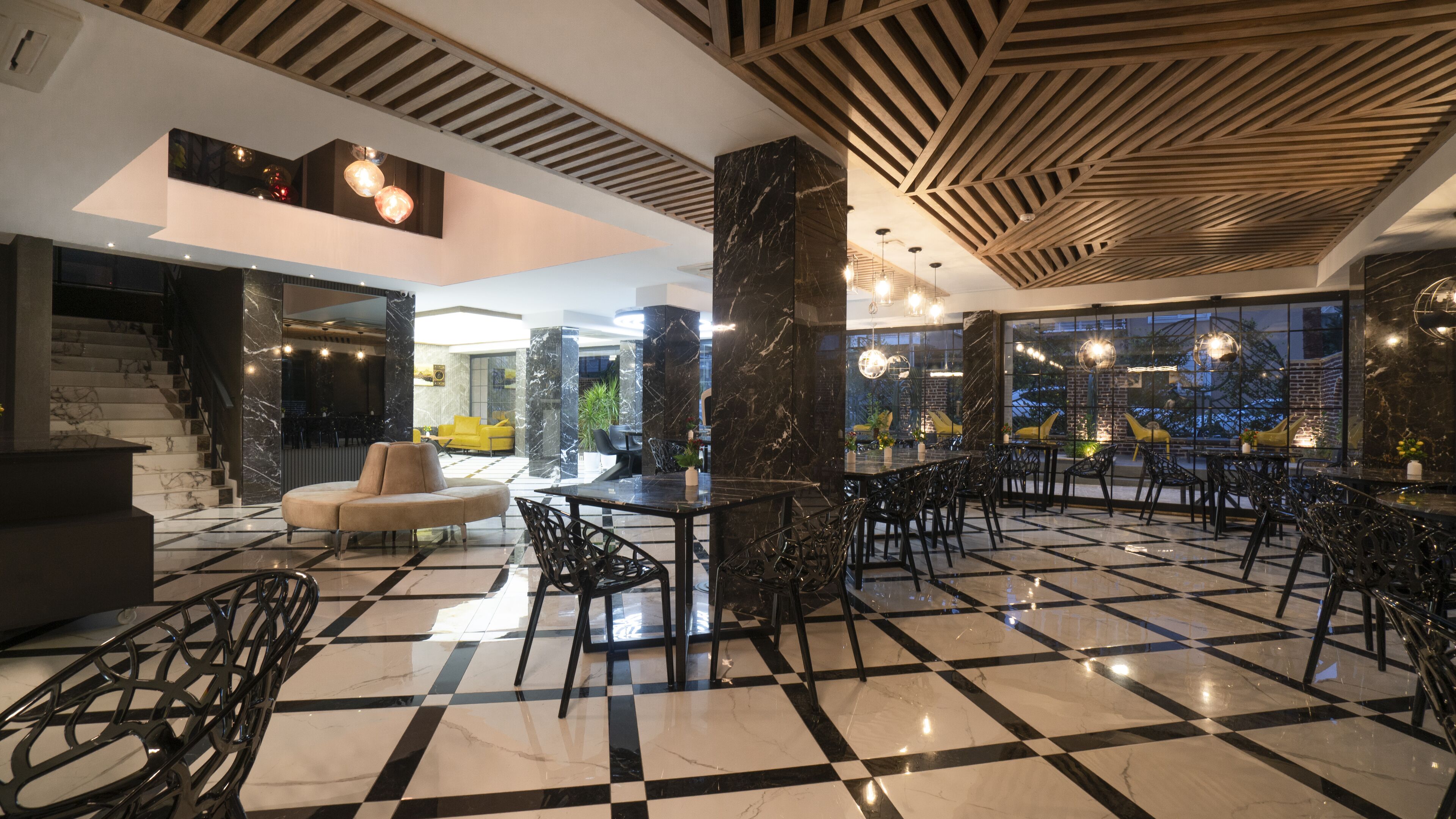 Estera Hotel