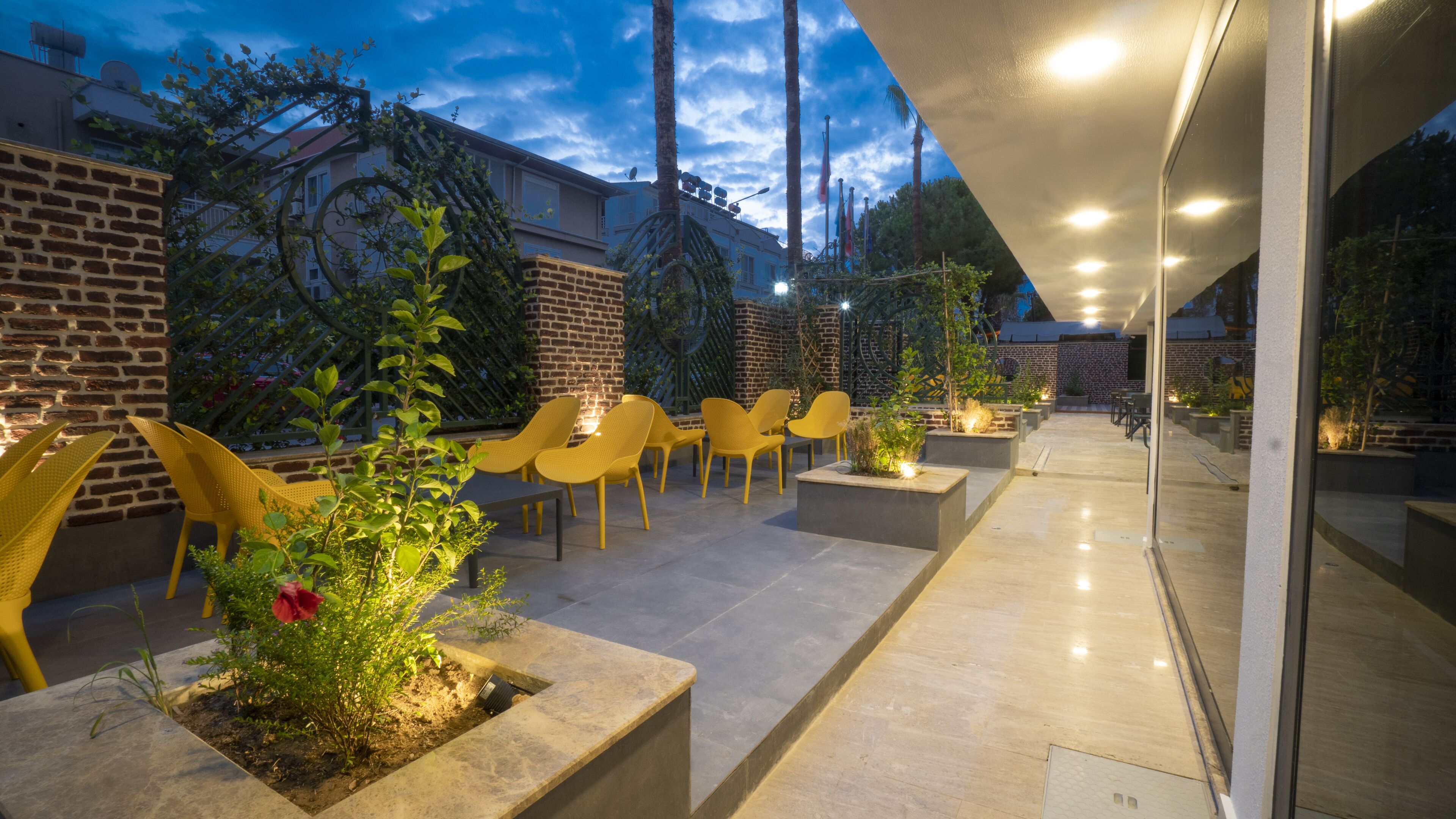 Estera Hotel