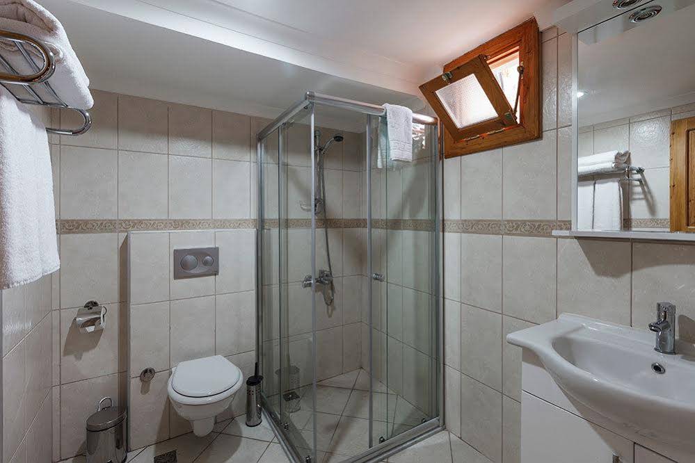 Goodman Hotel & Bistro