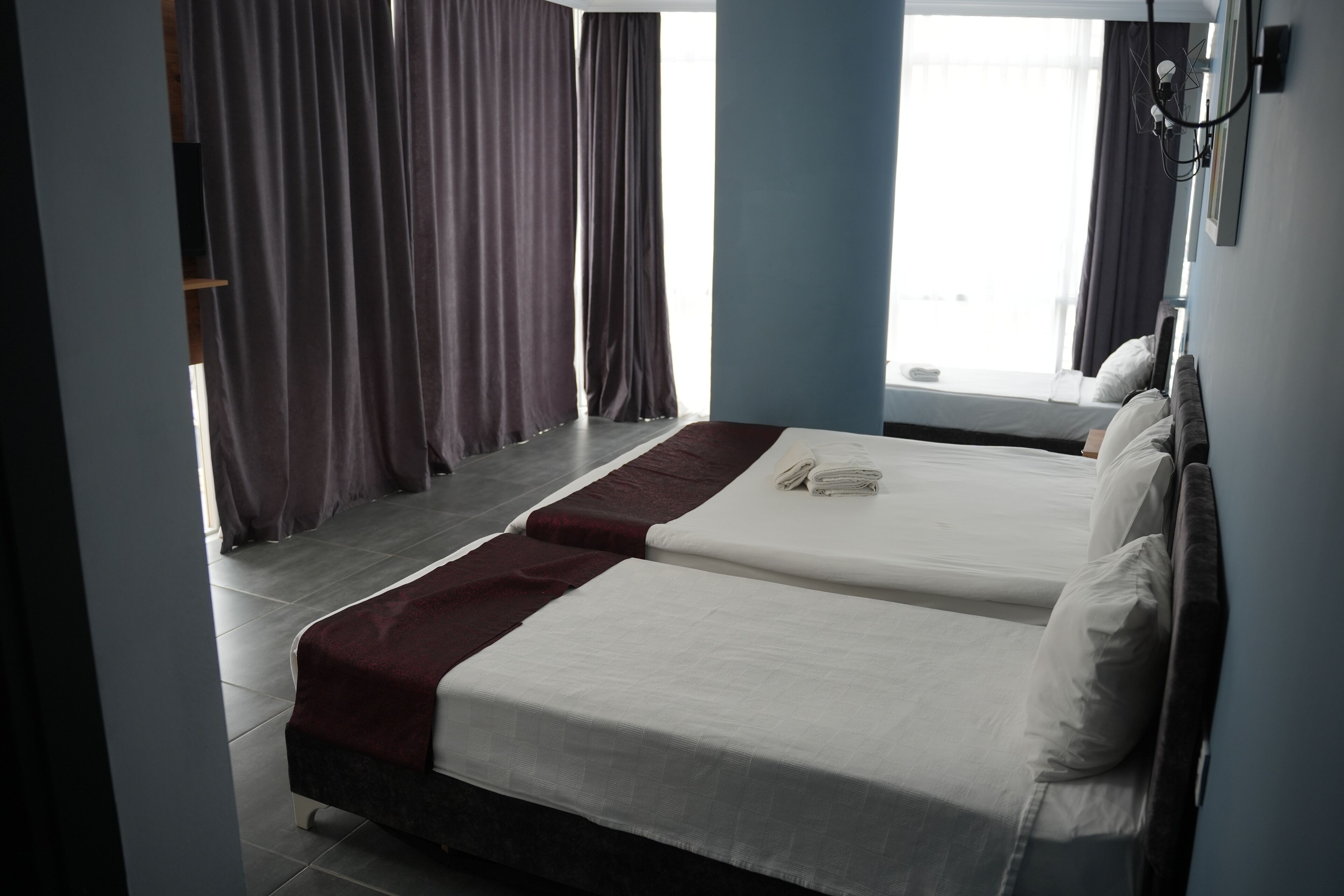 Grand Niki Hotel & Spa