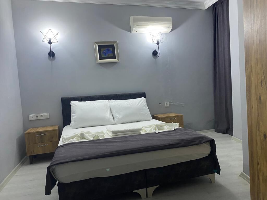 Grand Niki Hotel & Spa