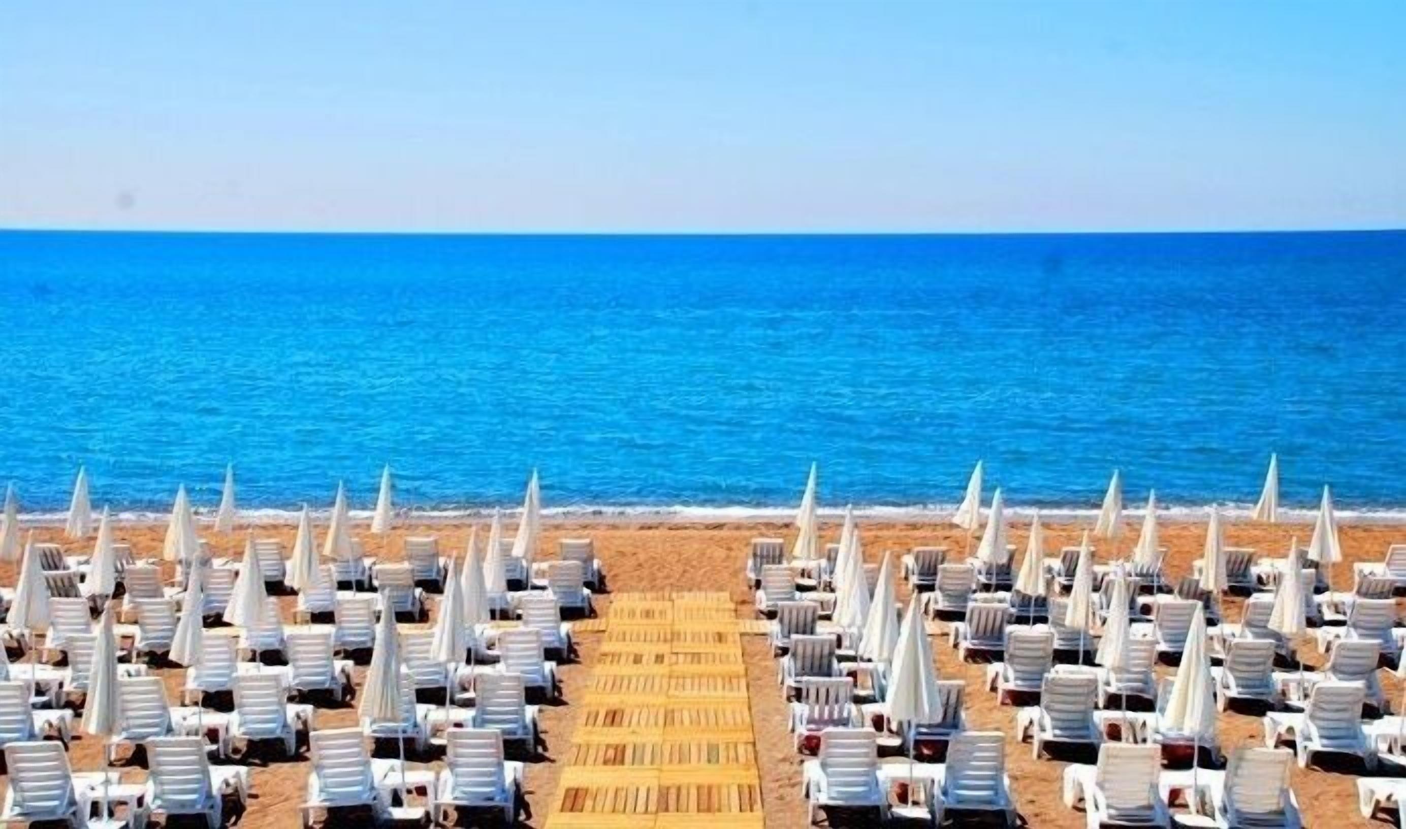 Grand Niki Hotel & Spa