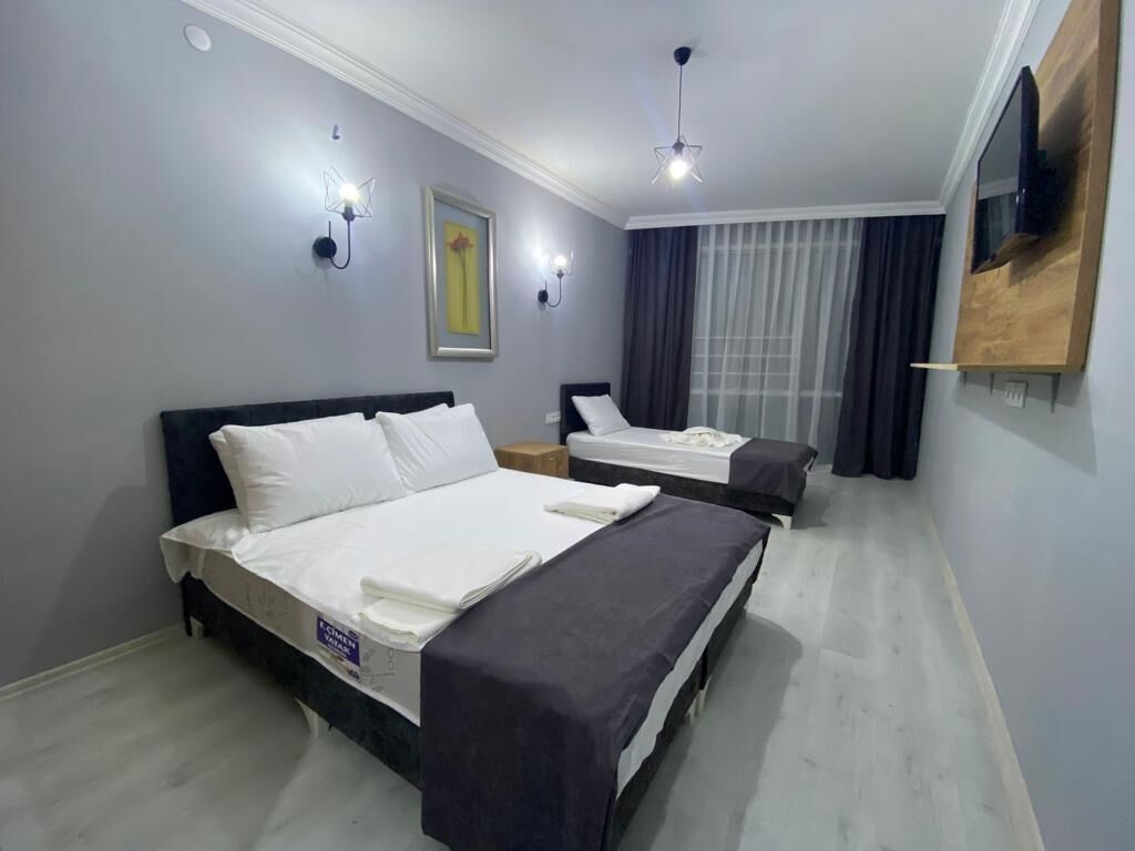 Grand Niki Hotel & Spa