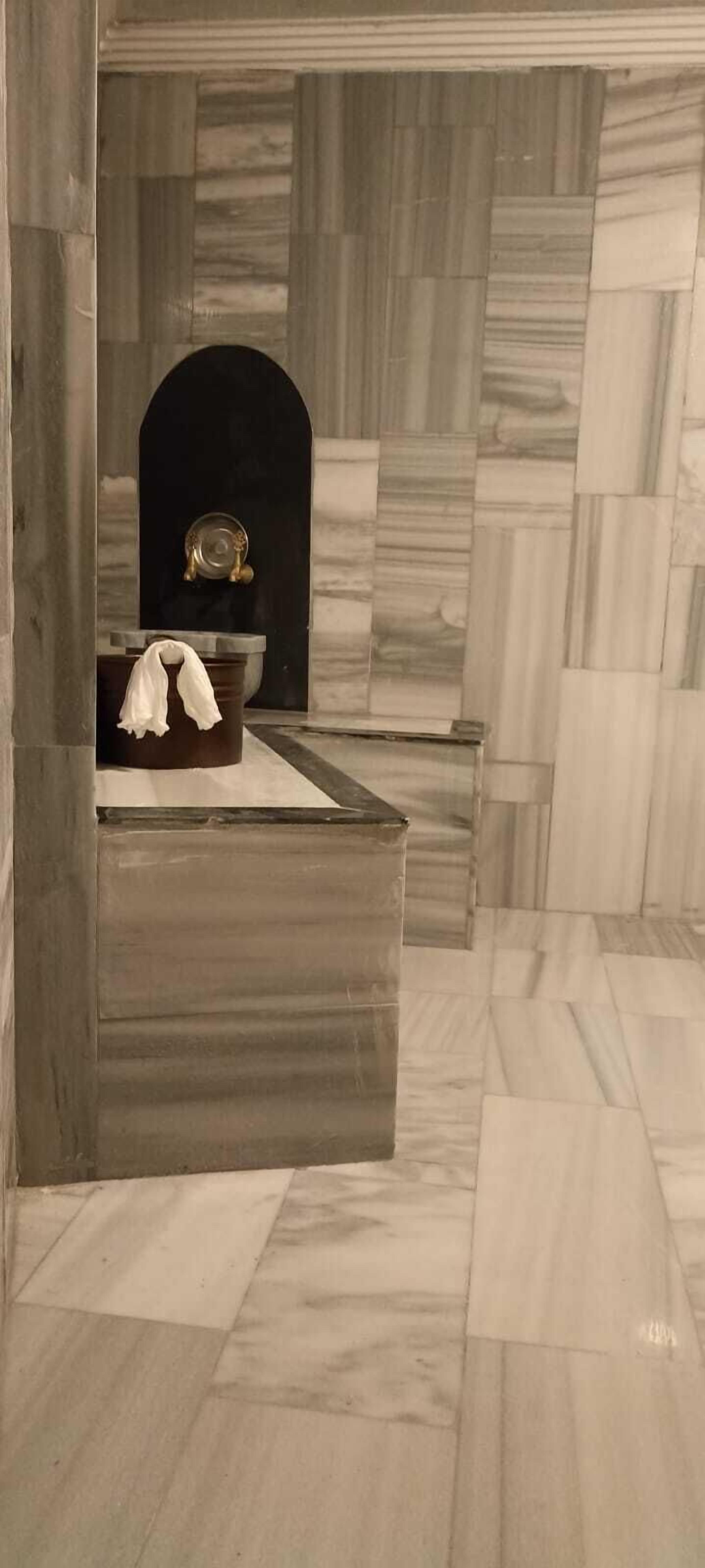 Grand Niki Hotel & Spa
