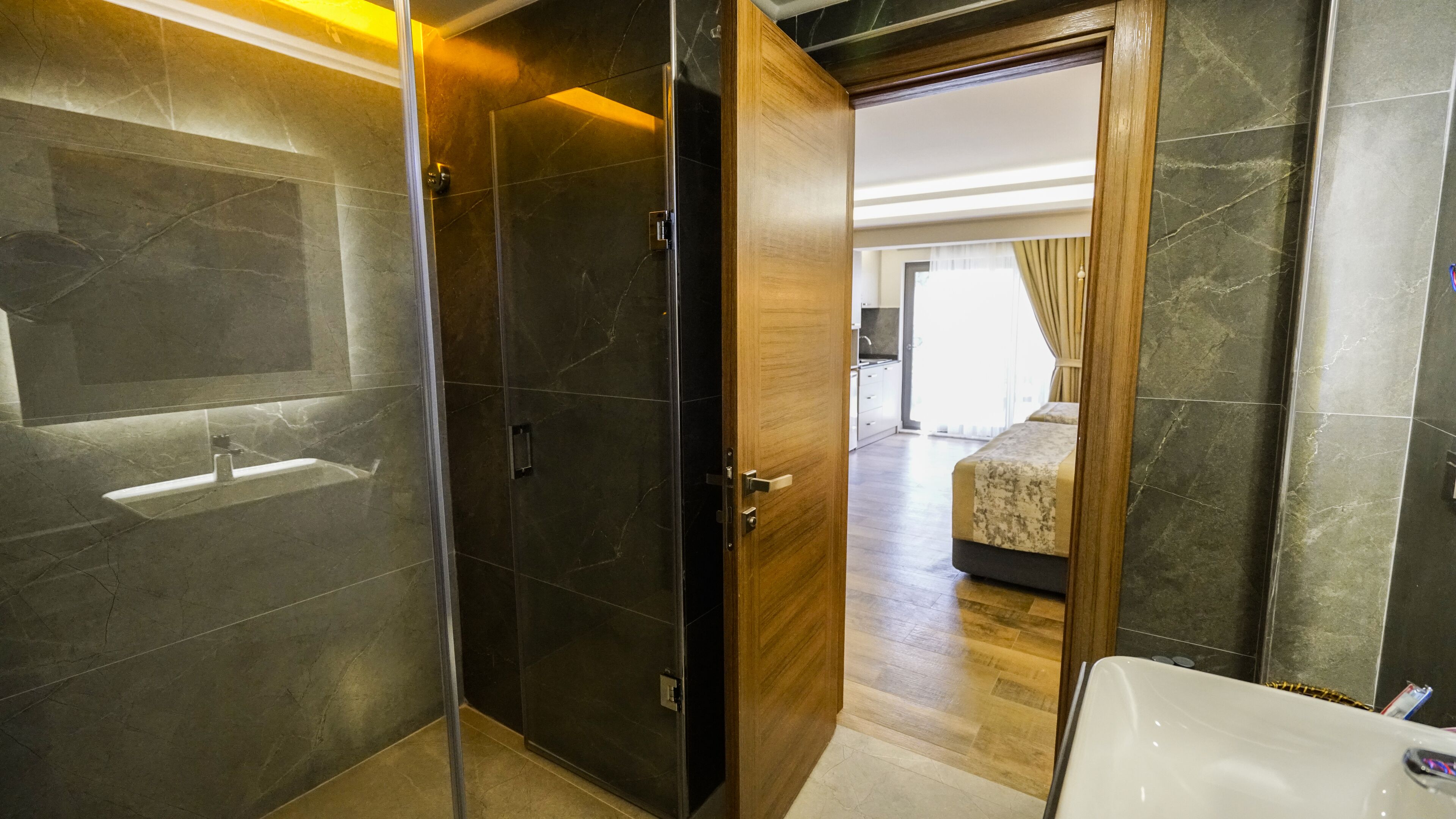Green Beyza Suites
