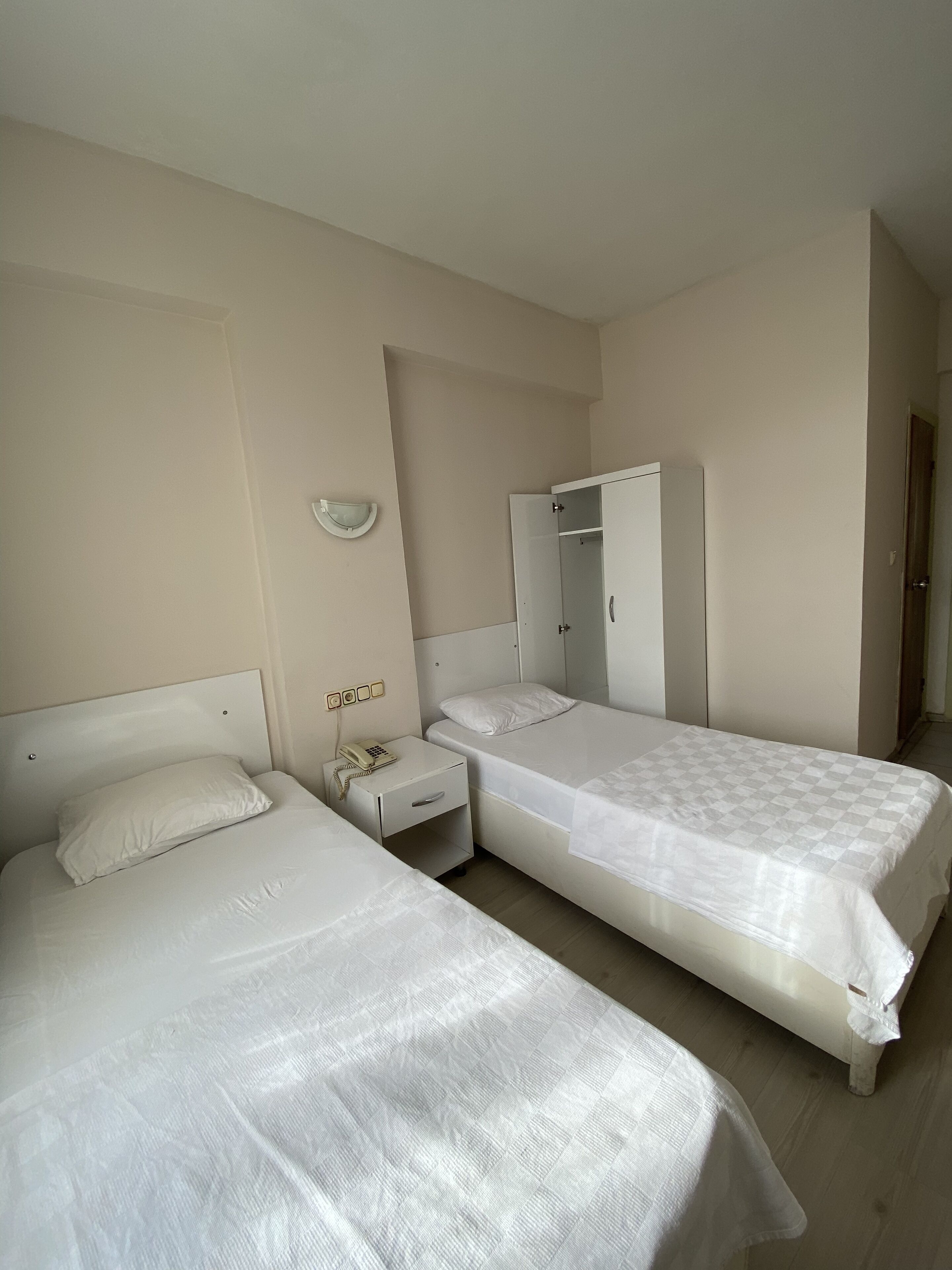 Gunes Hotel