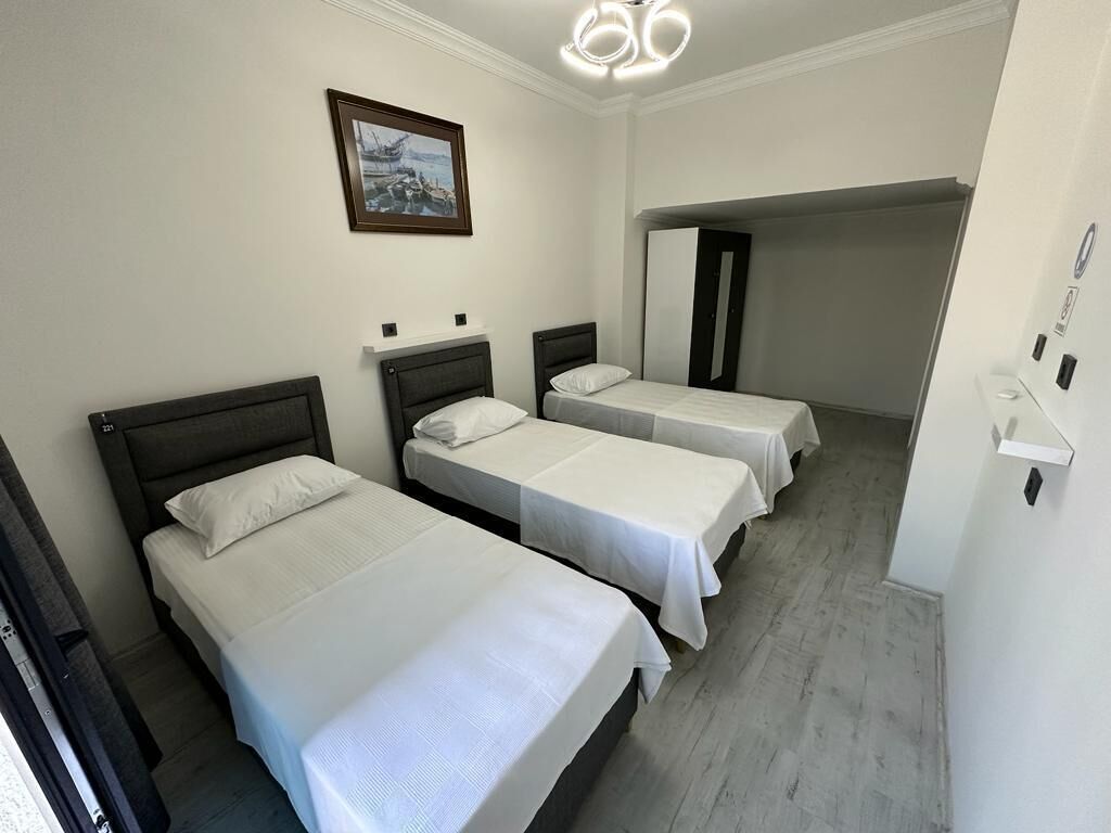 Hadrian's Gate Family Hostel