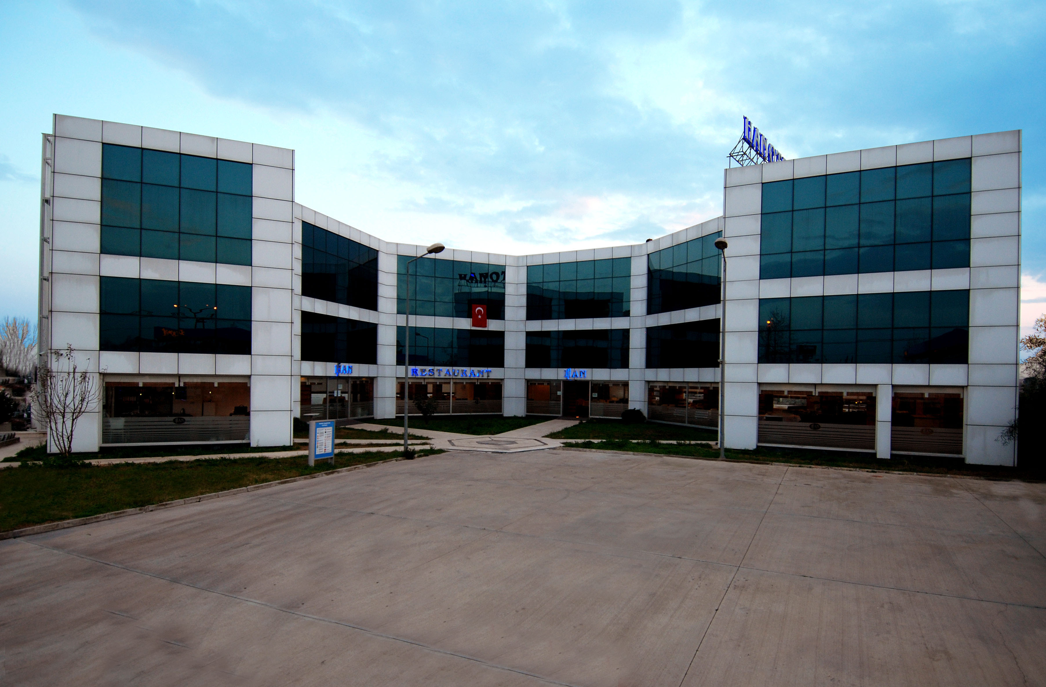 Expo Park Hotel
