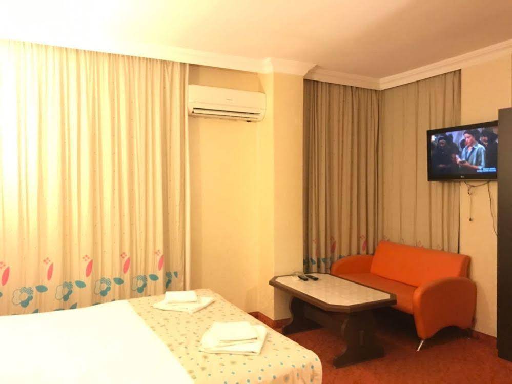Hotel Luna