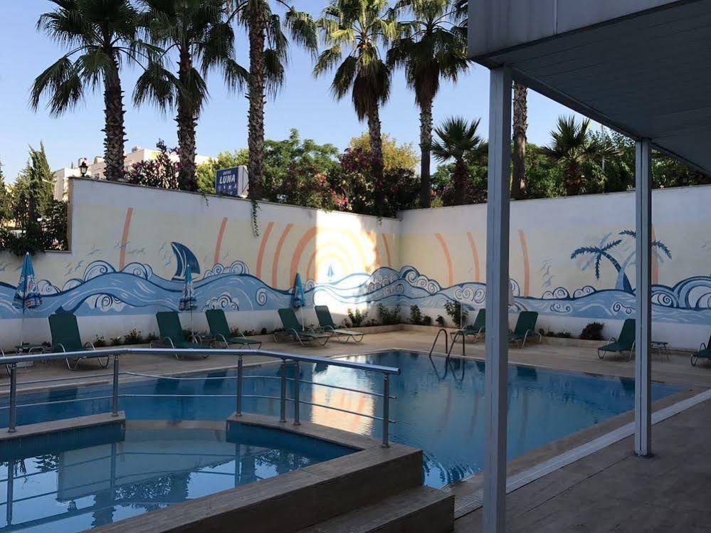 Hotel Luna