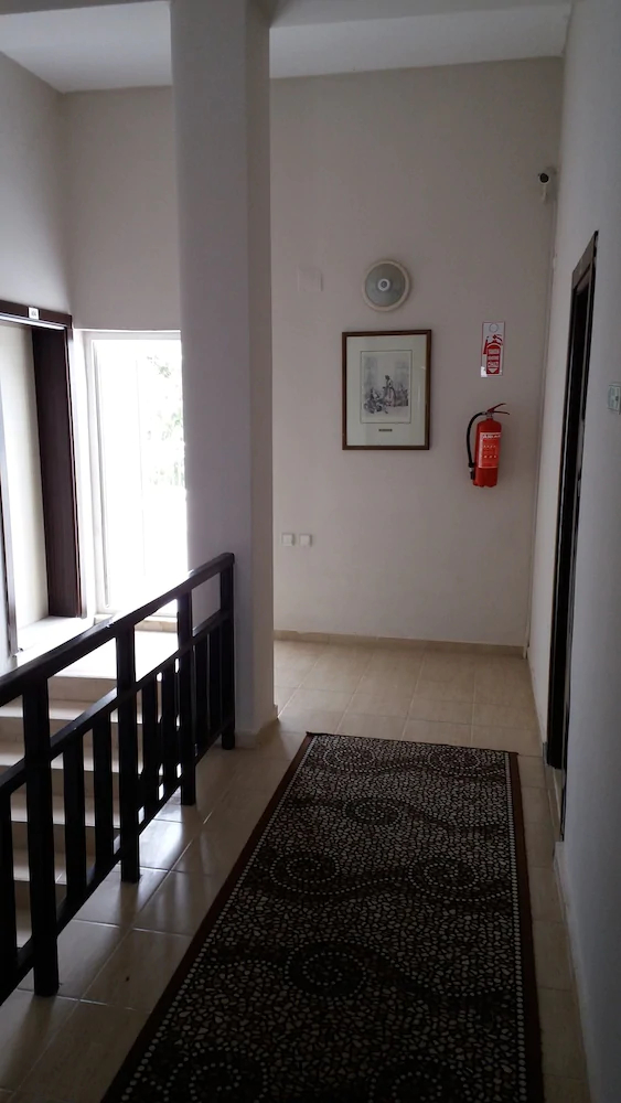 Isinda Hotel