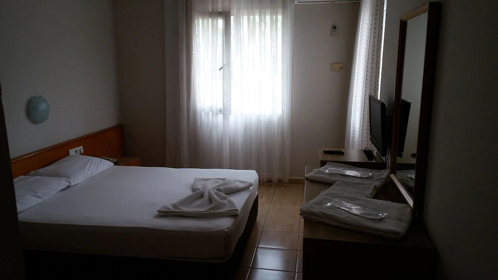 Isinda Hotel