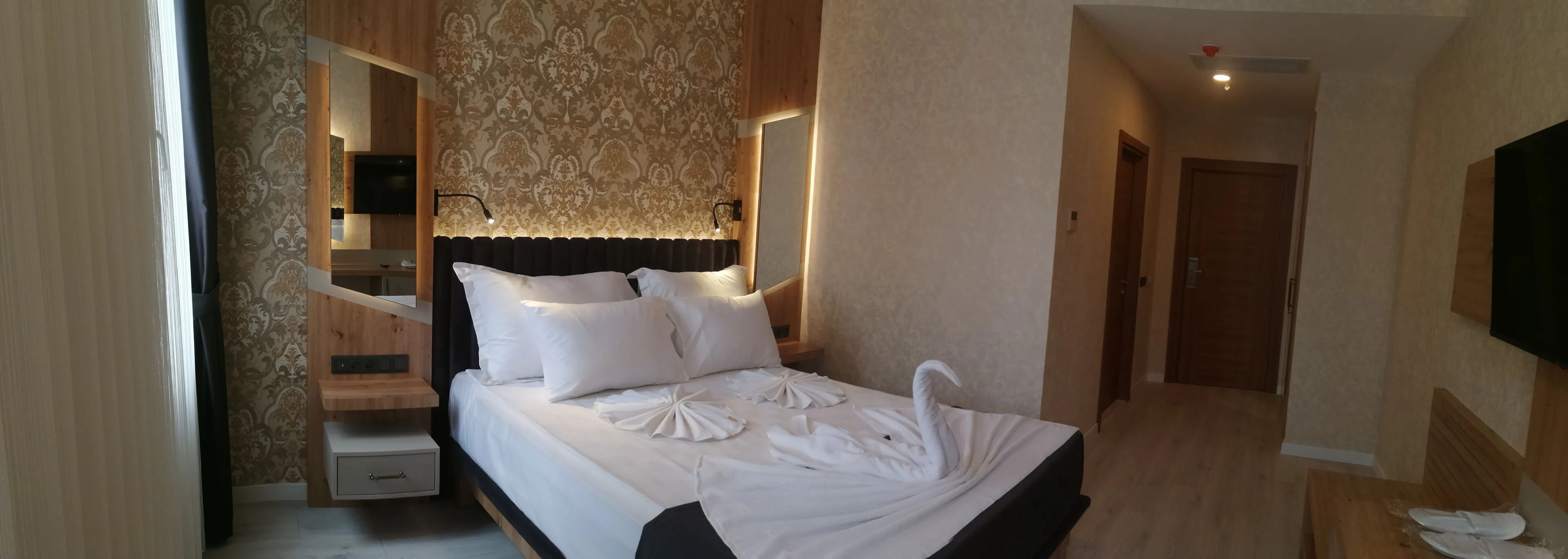 Isnova Hotel
